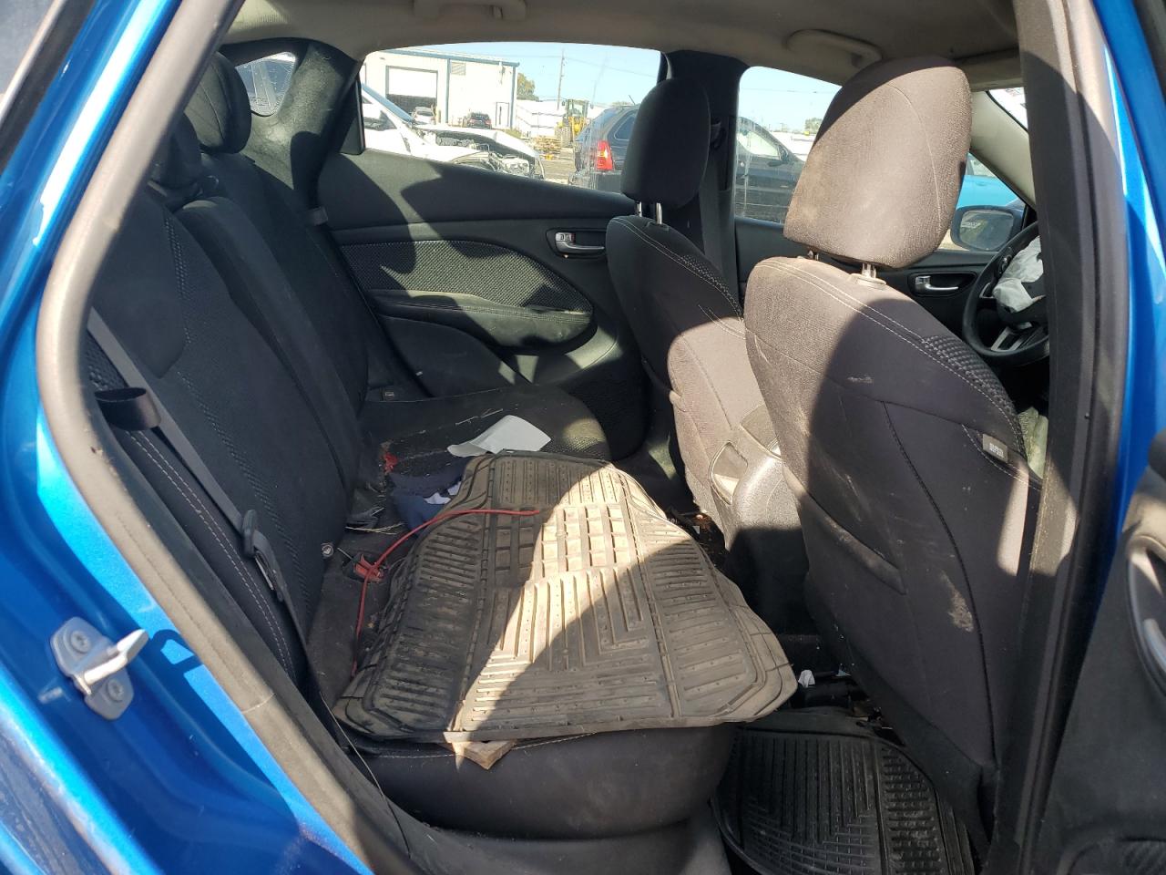 2015 Dodge Dart Sxt VIN: 1C3CDFBB7FD369950 Lot: 81811635