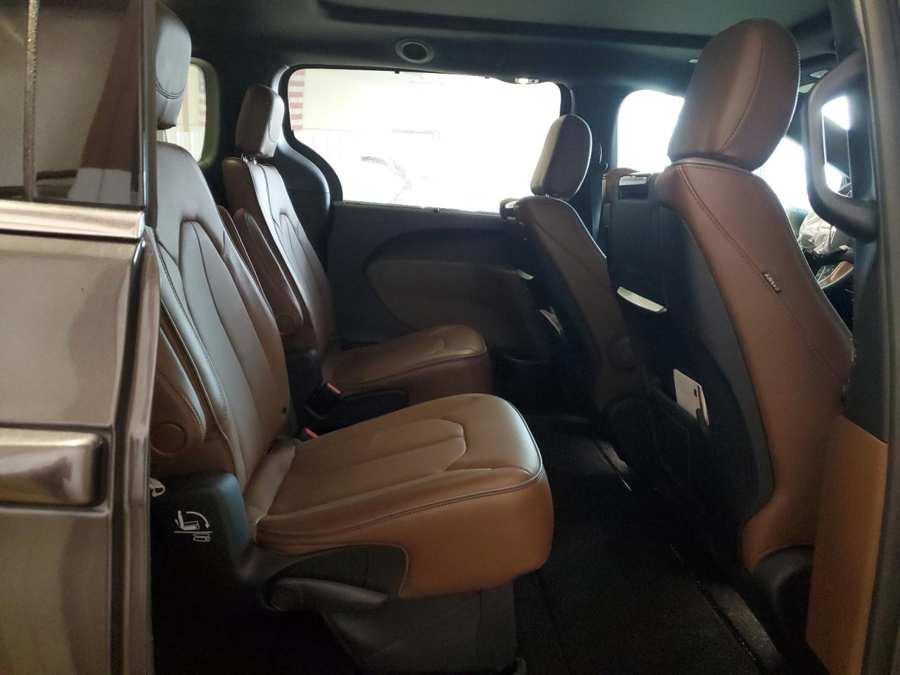 2020 Chrysler Pacifica Limited VIN: 2C4RC1GG1LR147106 Lot: 90688365