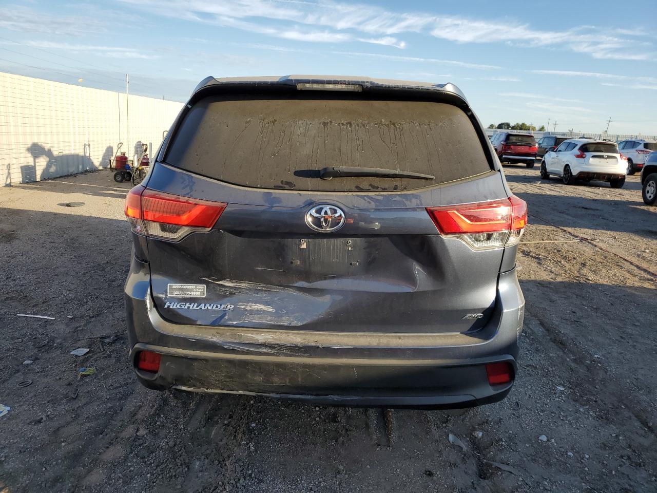 2019 Toyota Highlander Le VIN: 5TDBZRFH4KS924408 Lot: 85645535