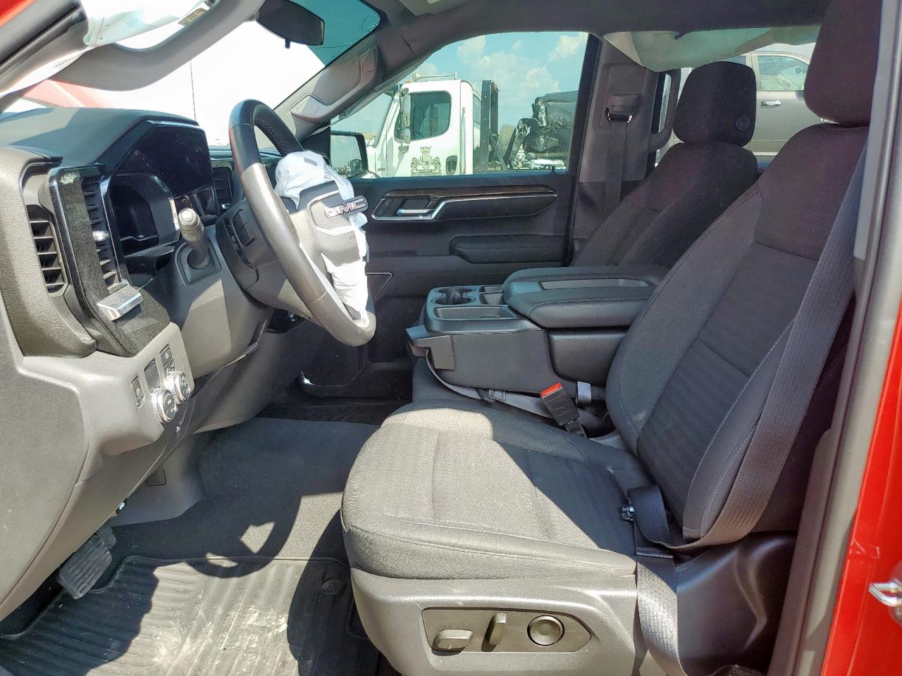 2022 GMC Sierra C1500 Elevation VIN: 3GTPHCEK9NG690319 Lot: 84643335