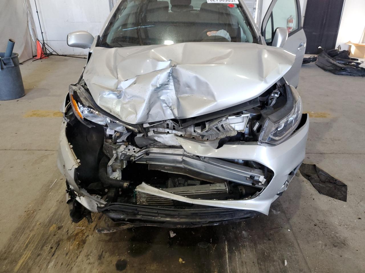 2018 Chevrolet Trax Ls VIN: 3GNCJKSB5JL388892 Lot: 82758985