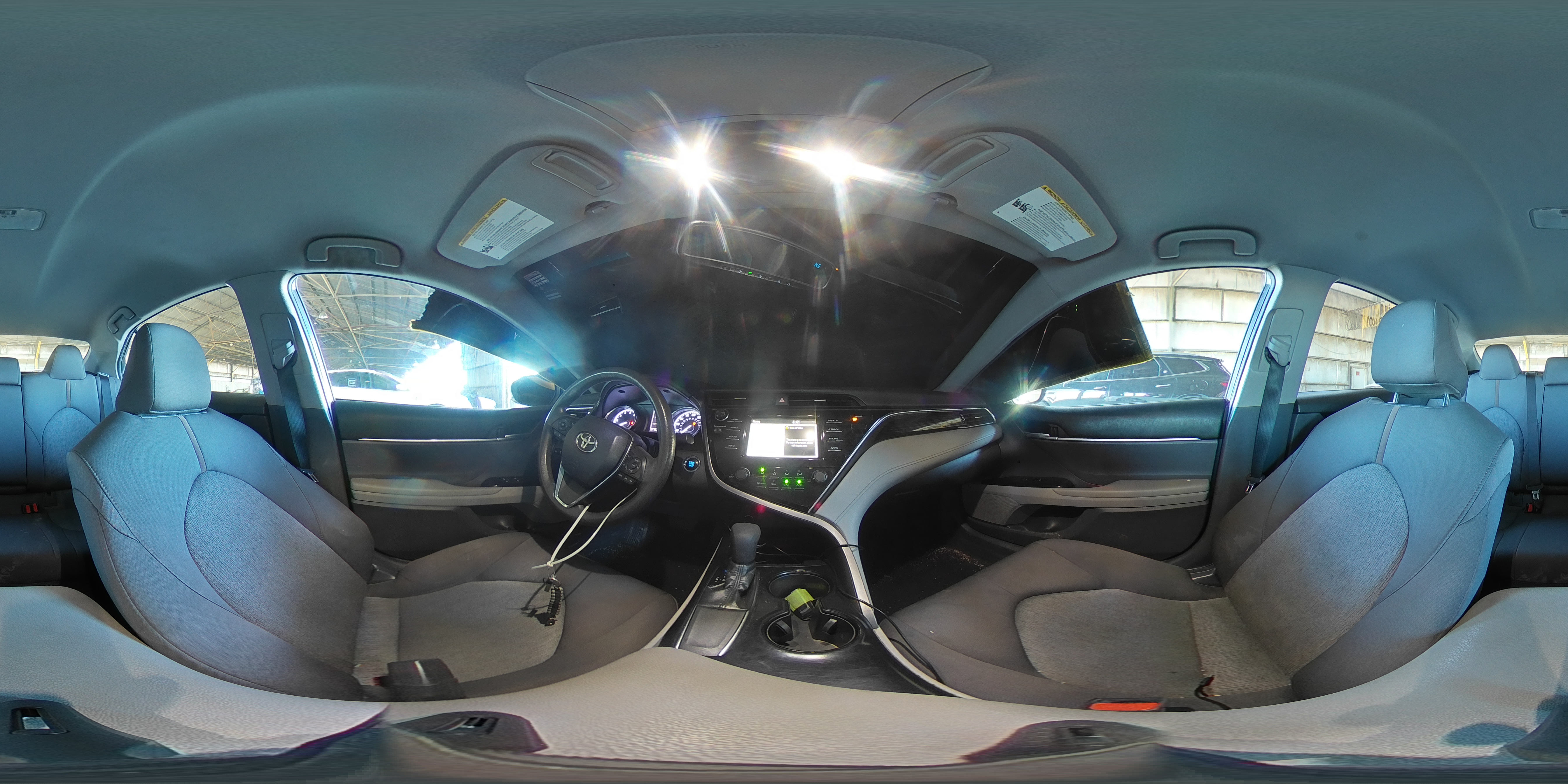 2018 Toyota Camry L VIN: 4T1B11HK3JU094768 Lot: 82007645