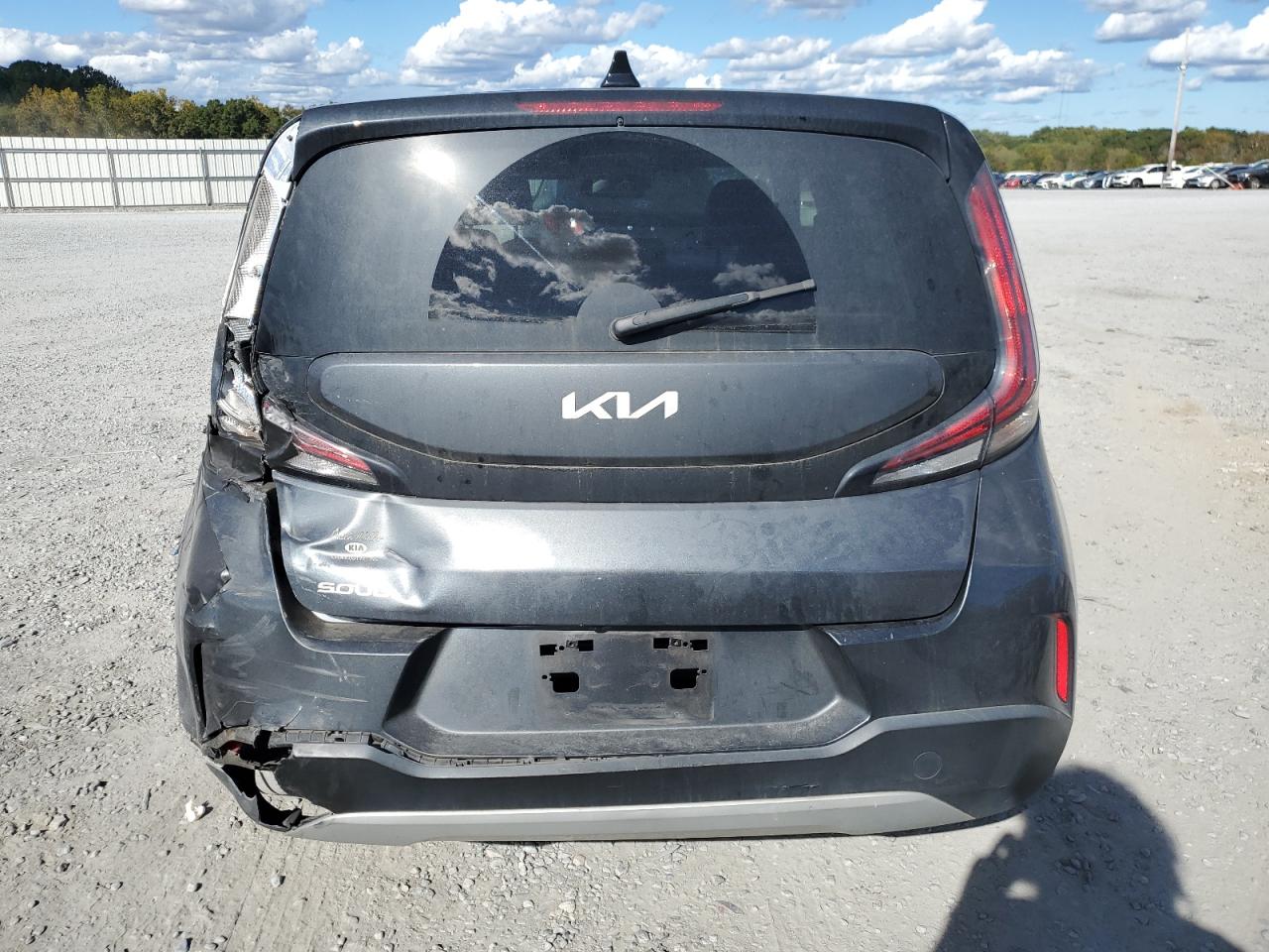 2023 Kia Soul Lx VIN: KNDJ23AU7P7888104 Lot: 82400435