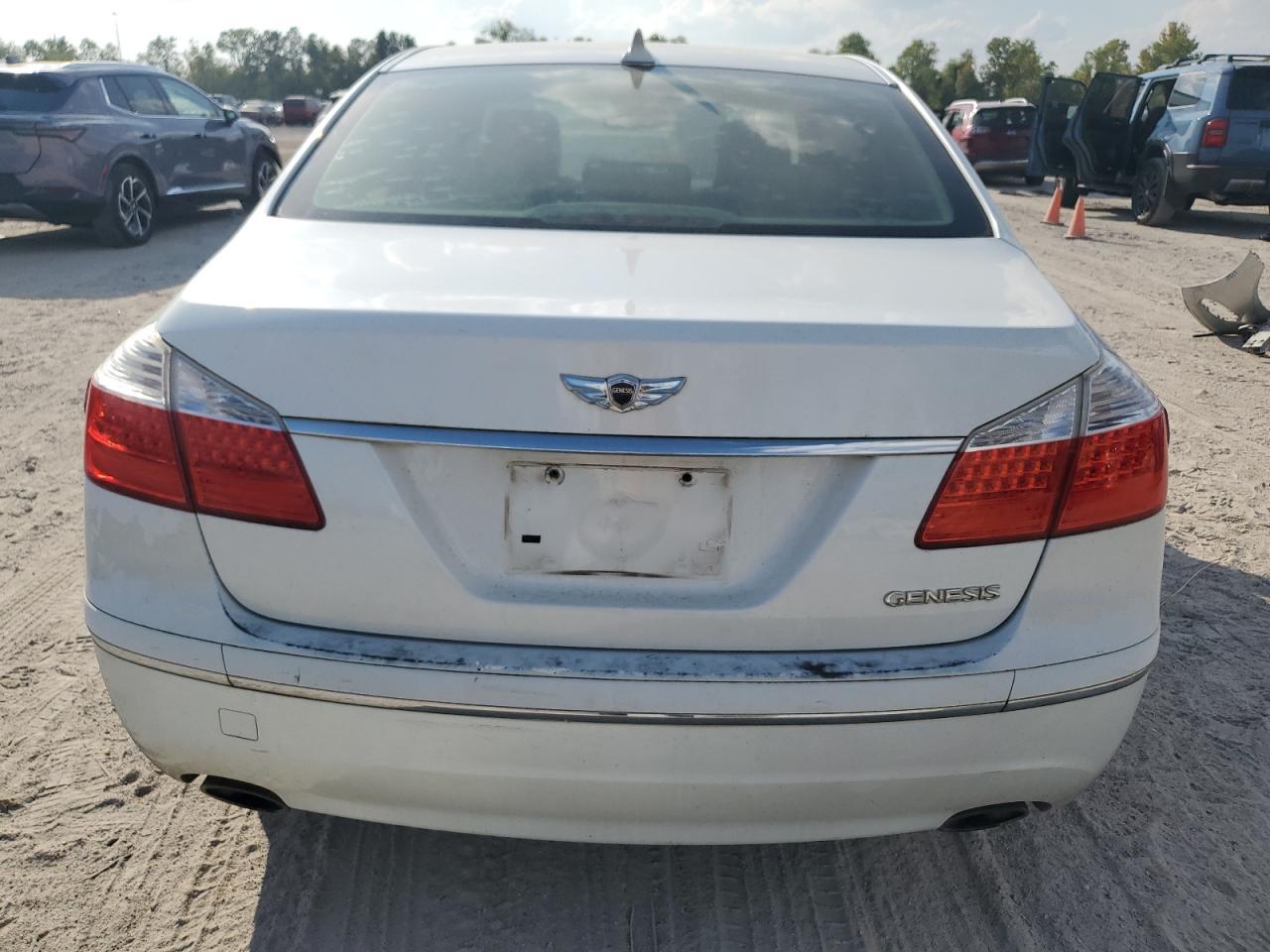 2011 Hyundai Genesis 3.8L VIN: KMHGC4DE7BU133106 Lot: 87419005