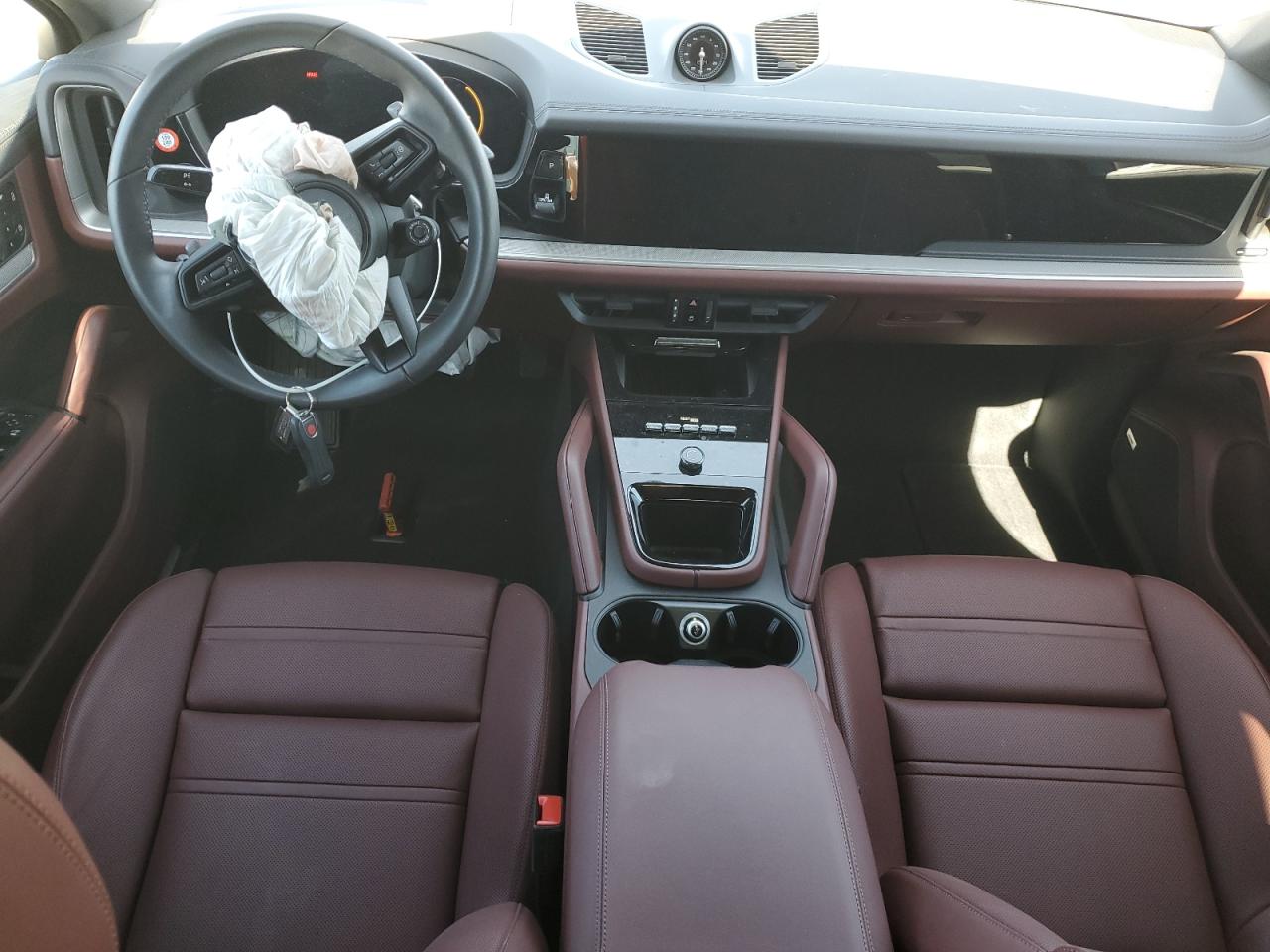 2025 Porsche Cayenne Coupe VIN: WP1BA2AY9SDA31330 Lot: 82701735