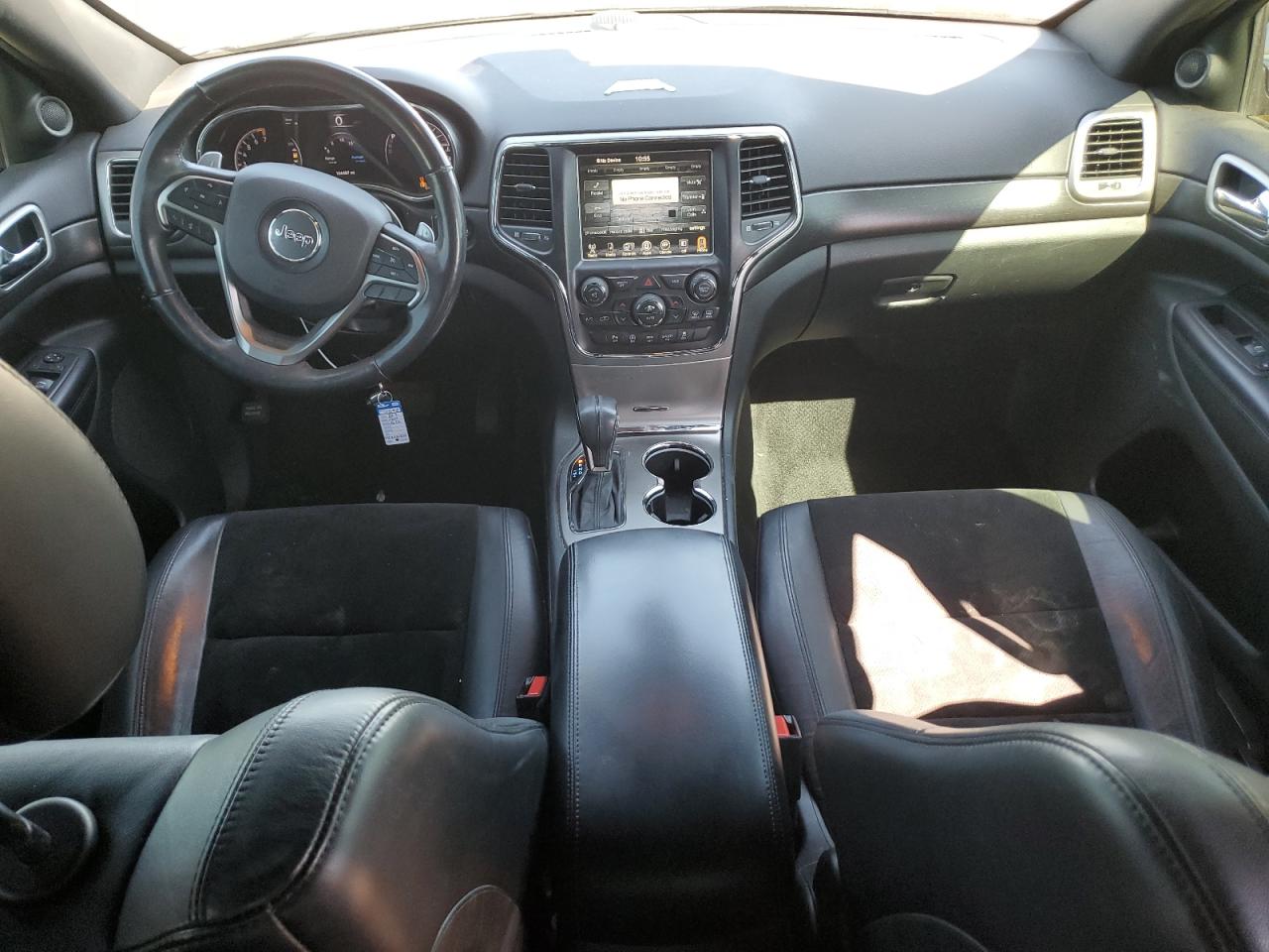 2017 Jeep Grand Cherokee Laredo VIN: 1C4RJFAG5HC882098 Lot: 84766565