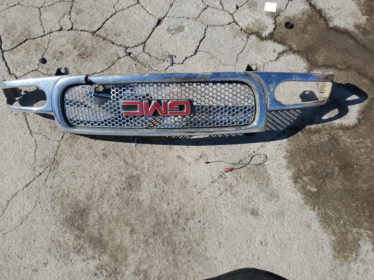 2006 GMC Yukon Denali VIN: 1GKEK63U46J144384 Lot: 85938655