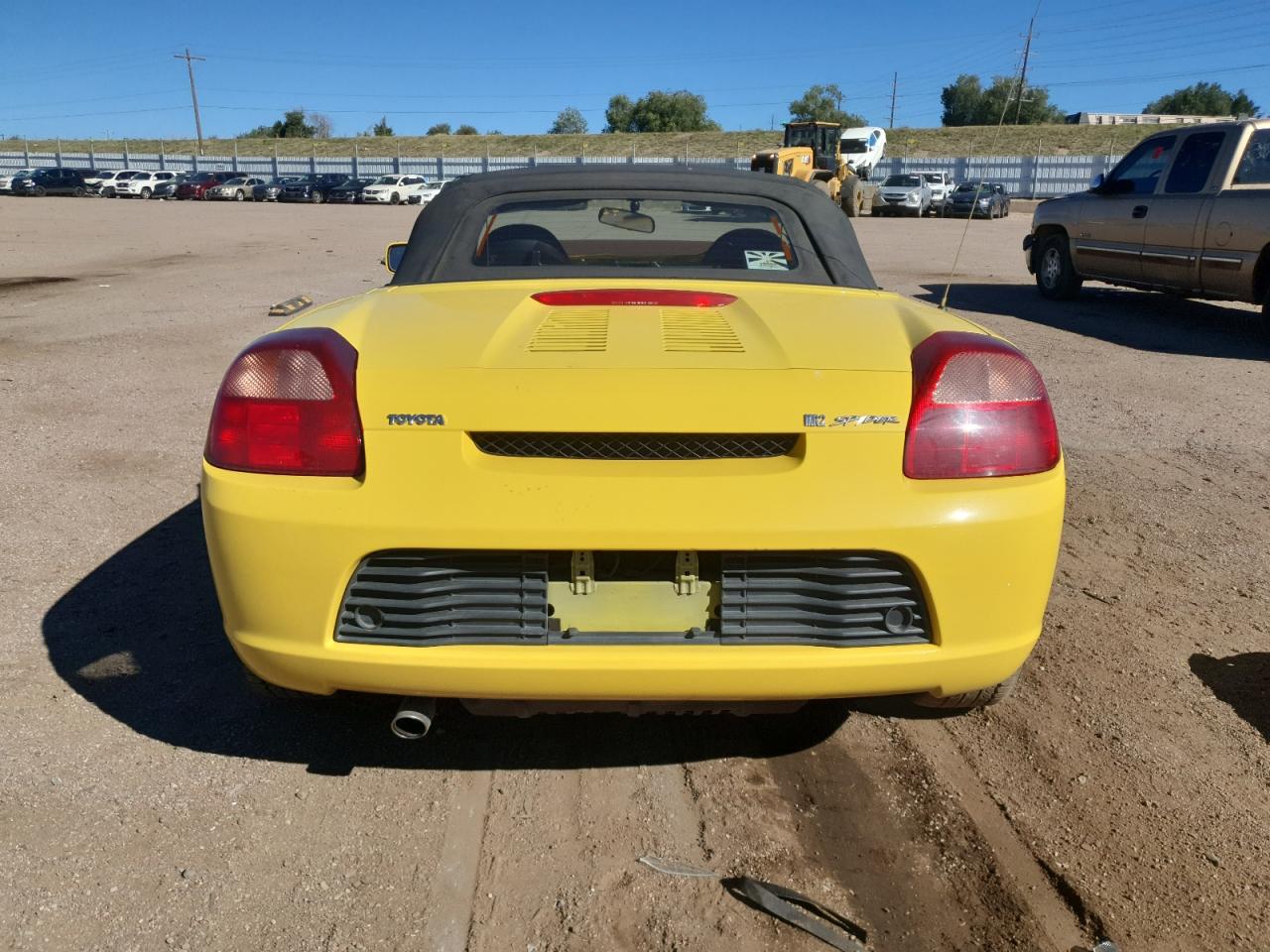 2002 Toyota Mr2 Spyder VIN: JTDFR320120045353 Lot: 81998055