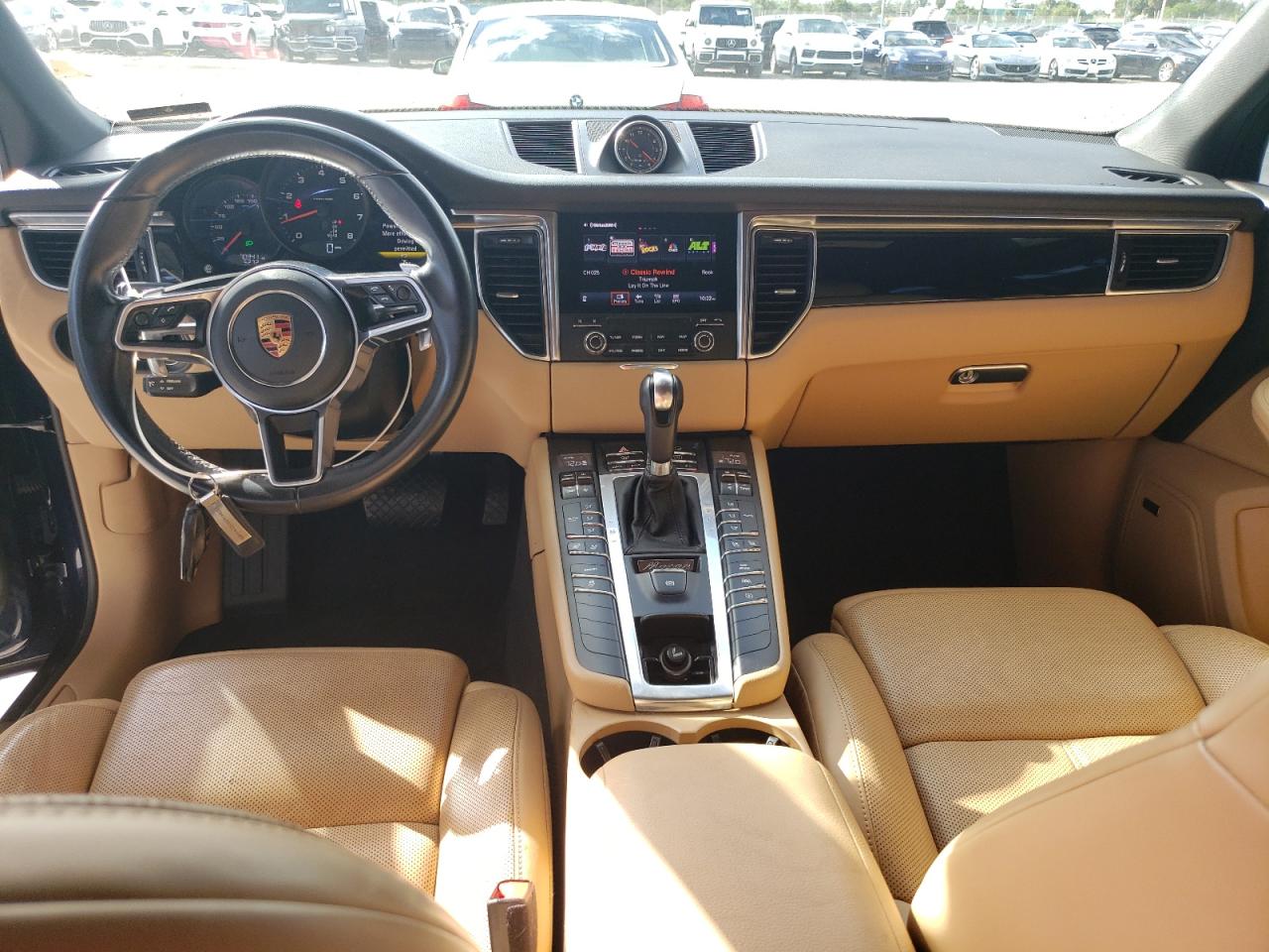 2018 Porsche Macan VIN: WP1AA2A57JLB23056 Lot: 90435175