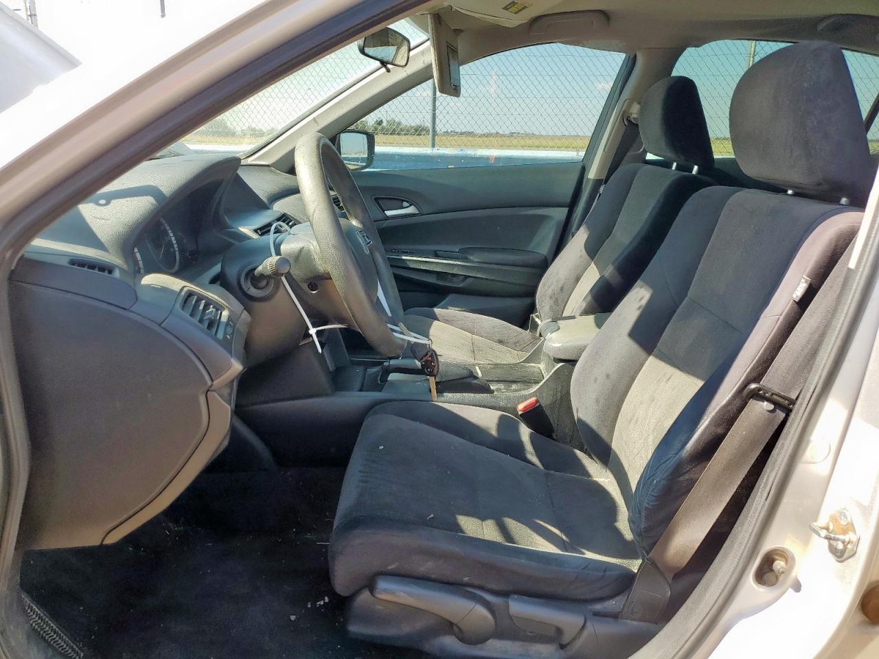 2010 Honda Accord Lx VIN: 1HGCP2F31AA070626 Lot: 82413145