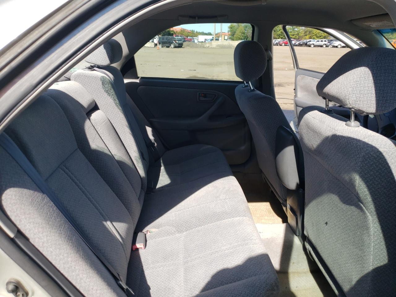 2001 Toyota Camry Ce VIN: JT2BG22KX10598722 Lot: 84900455