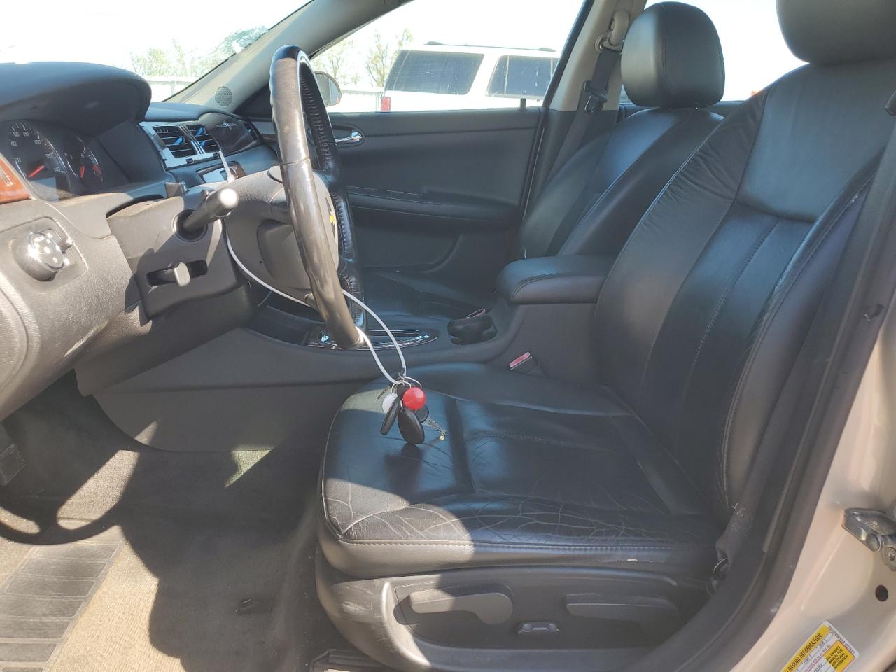 2010 Chevrolet Impala Lt VIN: 2G1WB5EK2A1267621 Lot: 82223935
