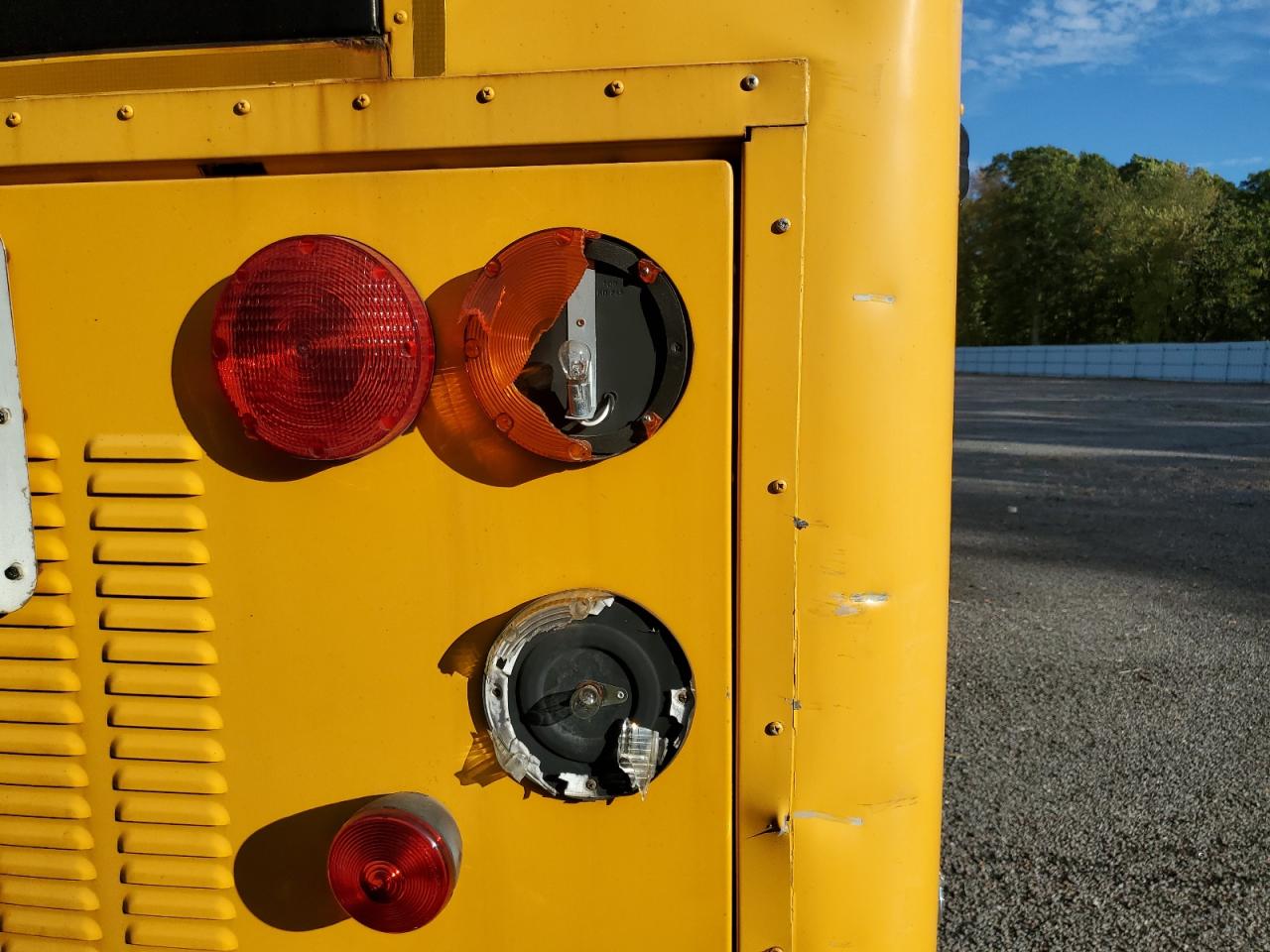 2015 Ic Corporation Ce Series School - School Bus VIN: 4DRBWAAN3FB646245 Lot: 84572945