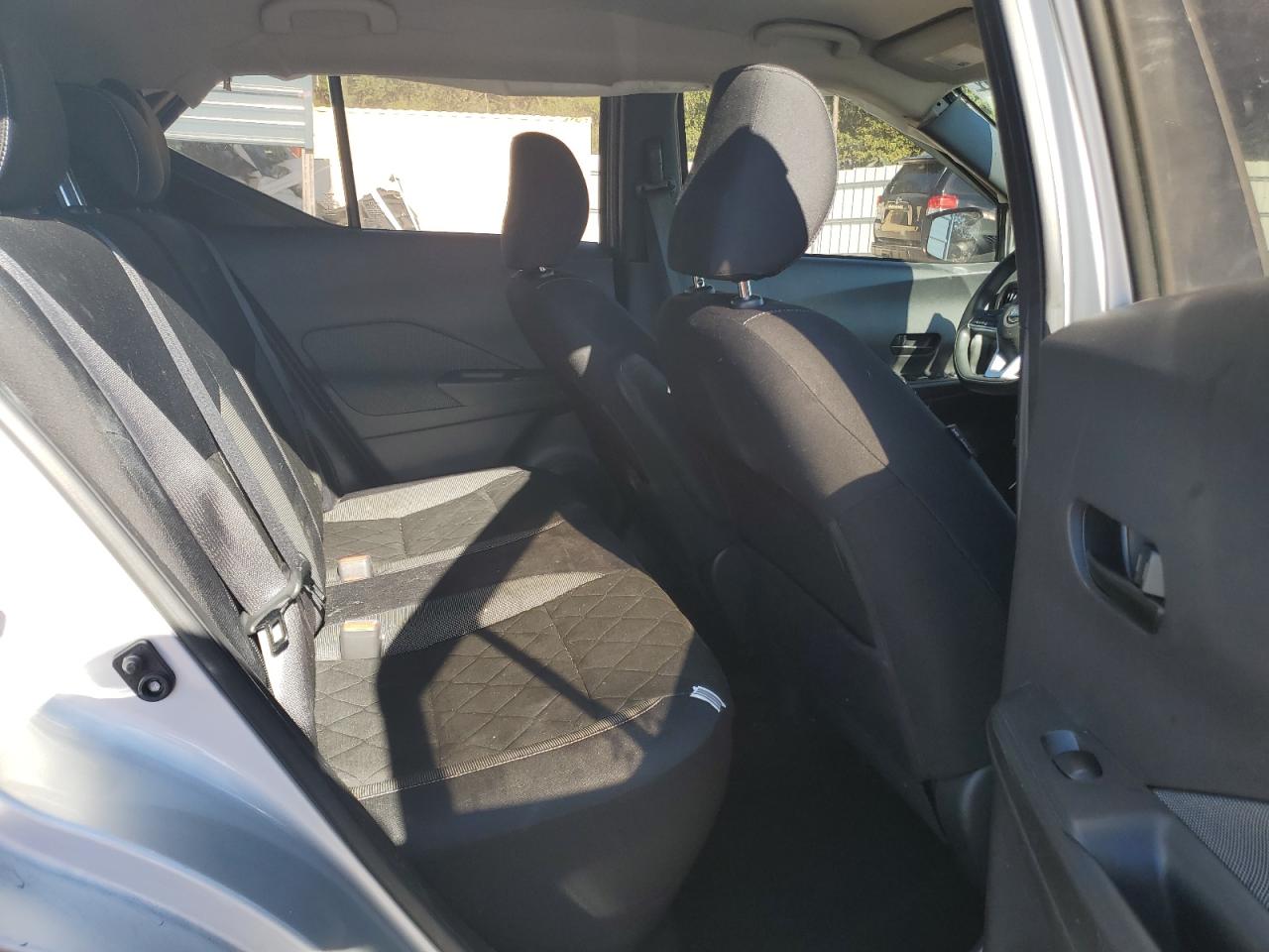 2018 Nissan Kicks S VIN: 3N1CP5CUXJL521318 Lot: 86601465