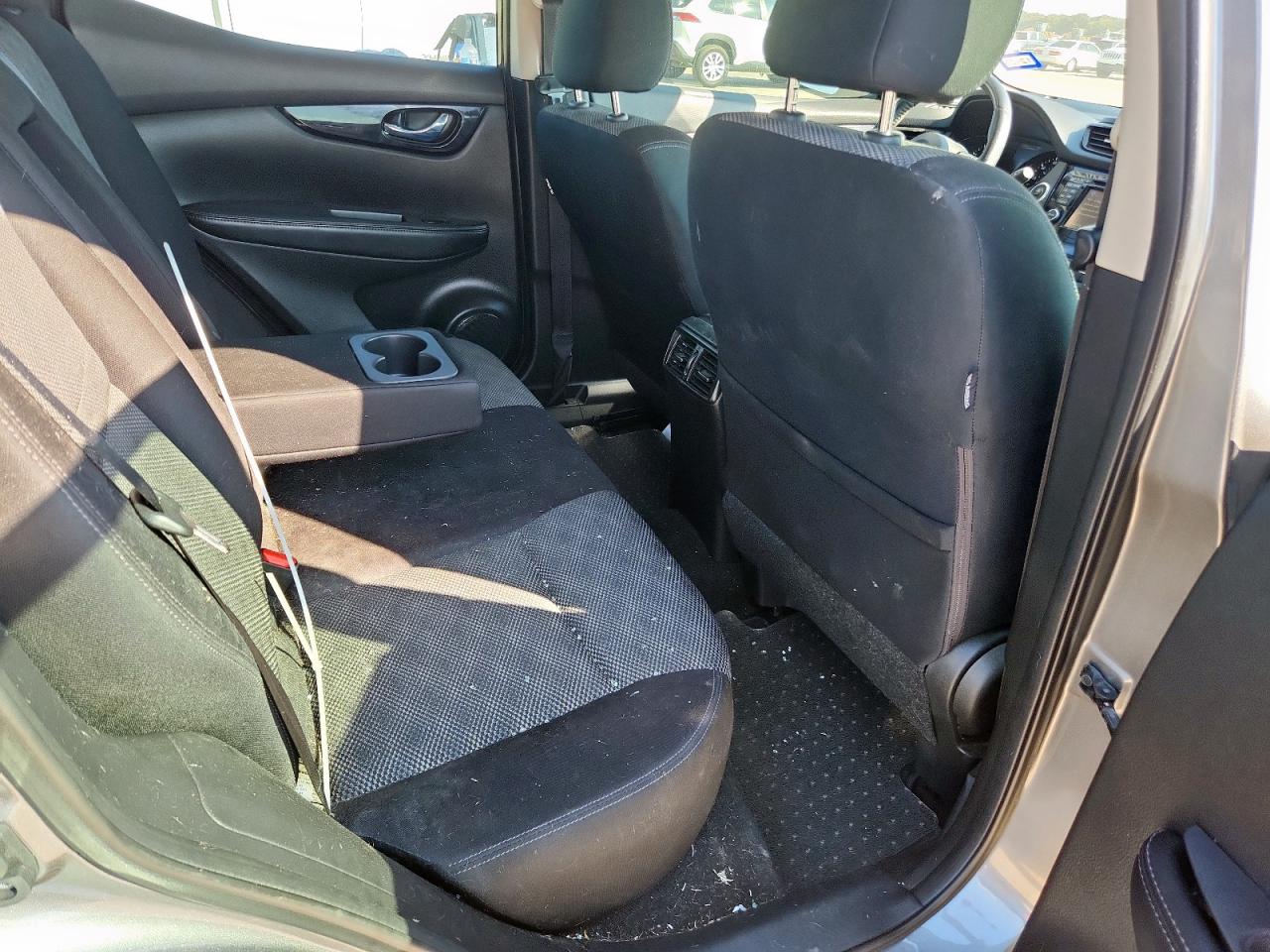 2017 Nissan Rogue Sport S VIN: JN1BJ1CP6HW032998 Lot: 84403135