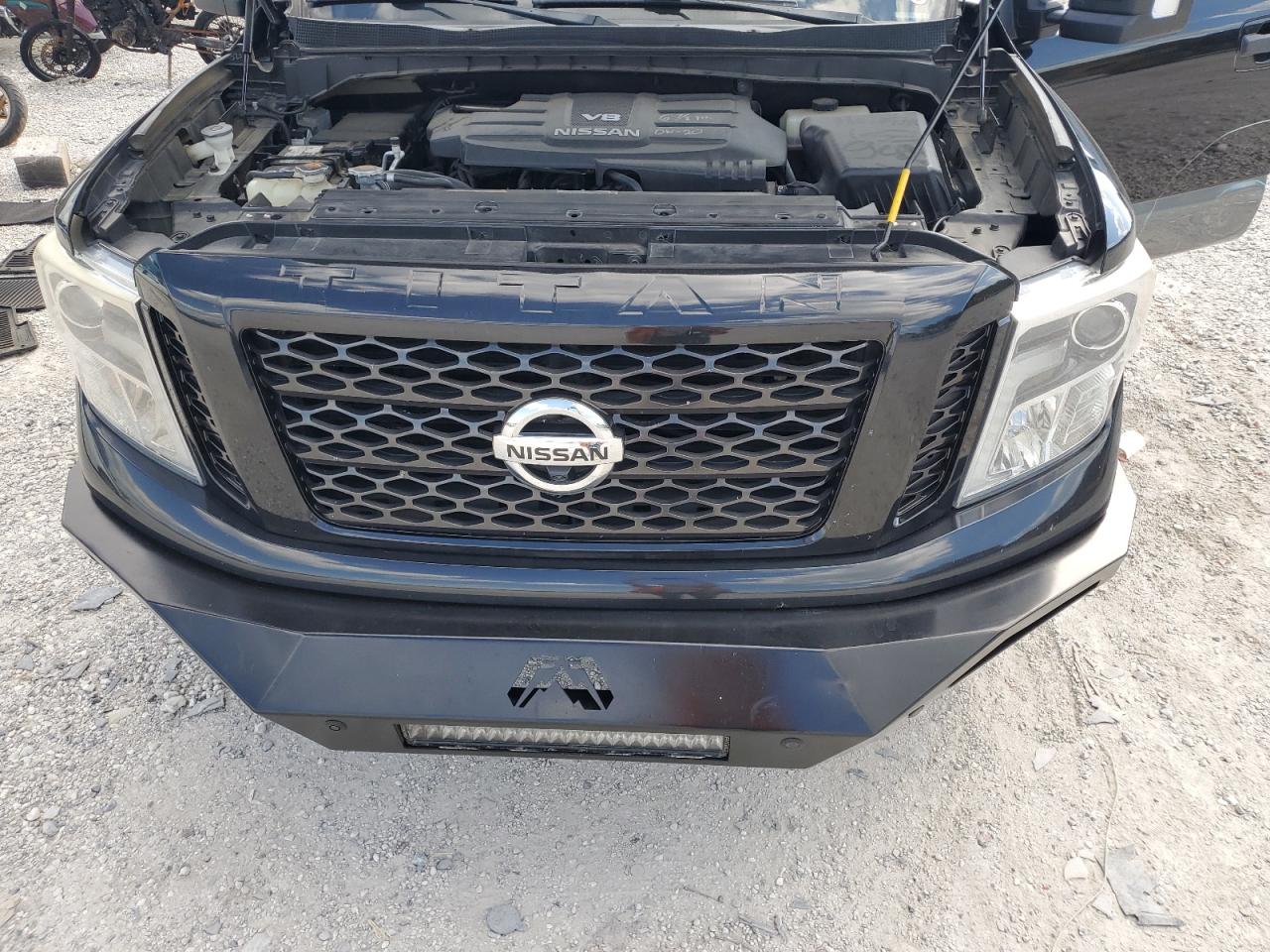 2017 Nissan Titan Sv VIN: 1N6AA1C55HN561000 Lot: 84373705