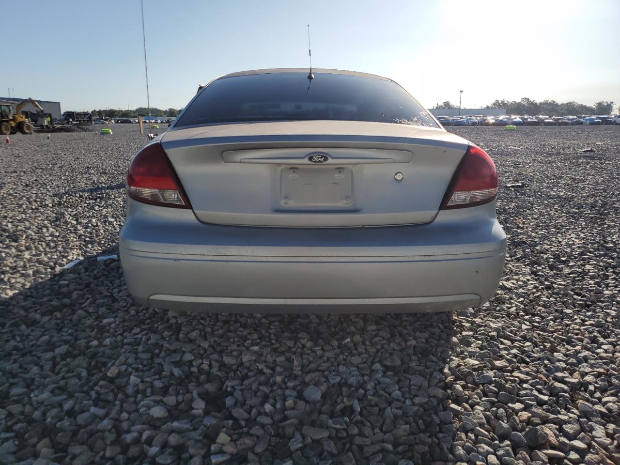 2006 Ford Taurus Se VIN: 1FAHP53U06A217356 Lot: 87071325