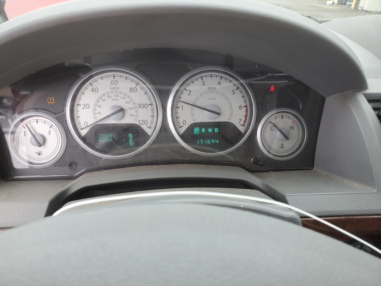 2010 Chrysler Town & Country Touring VIN: 2A4RR5DX9AR137599 Lot: 85392295