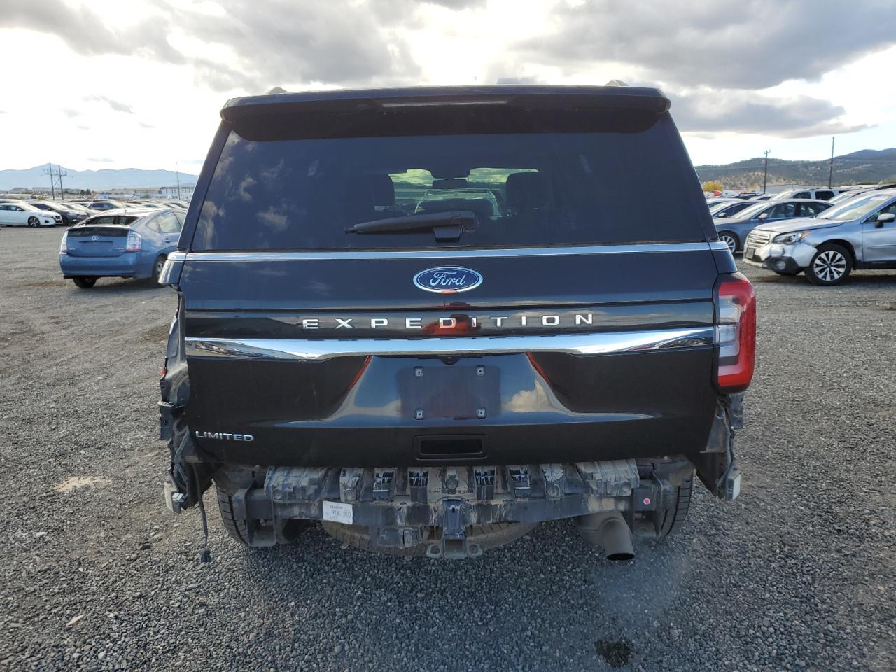 2024 Ford Expedition Limited VIN: 1FMJU2A83REA35121 Lot: 84922355