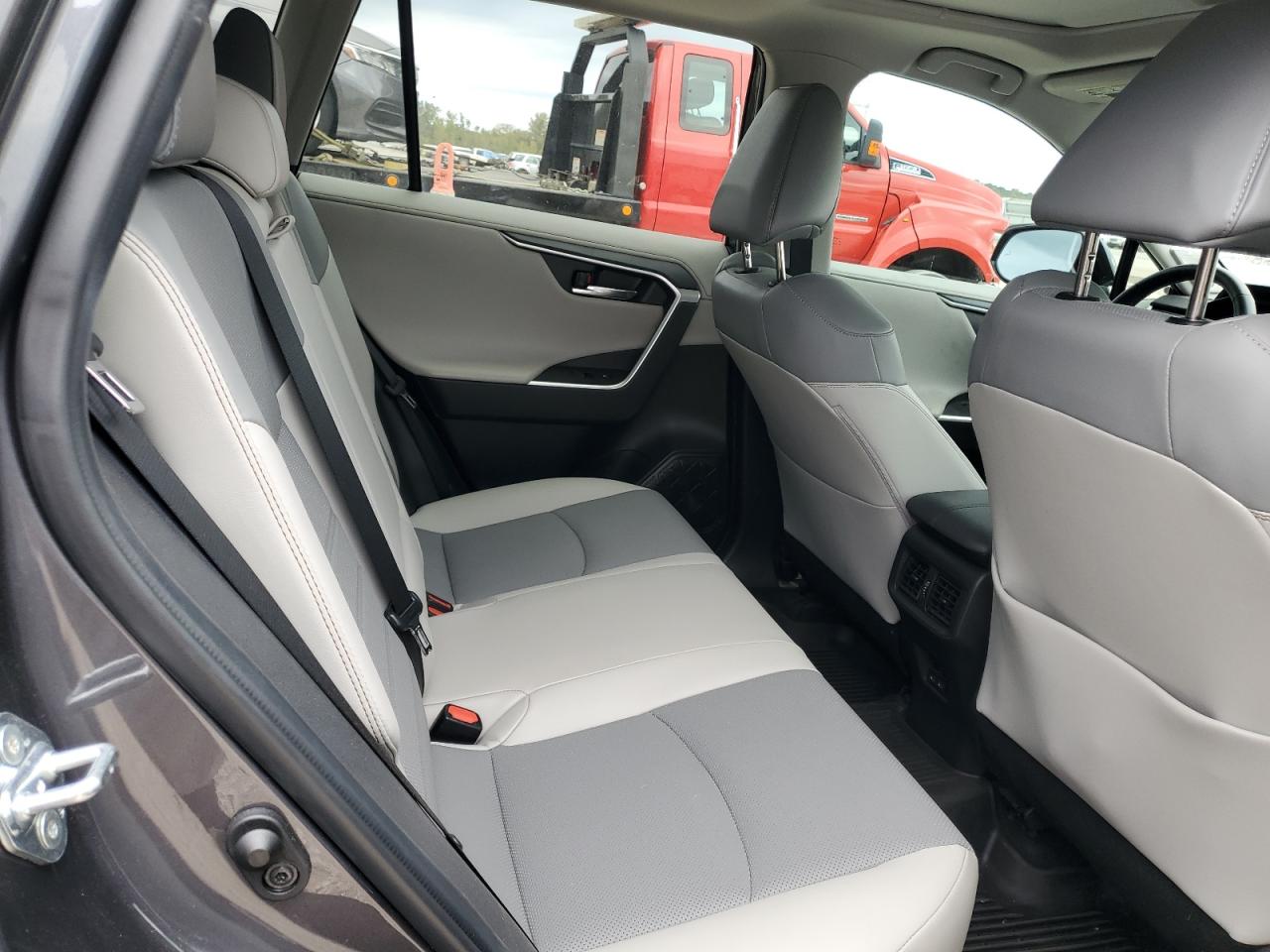 2022 Toyota Rav4 Limited VIN: 2T3N1RFV8NW271269 Lot: 82382095