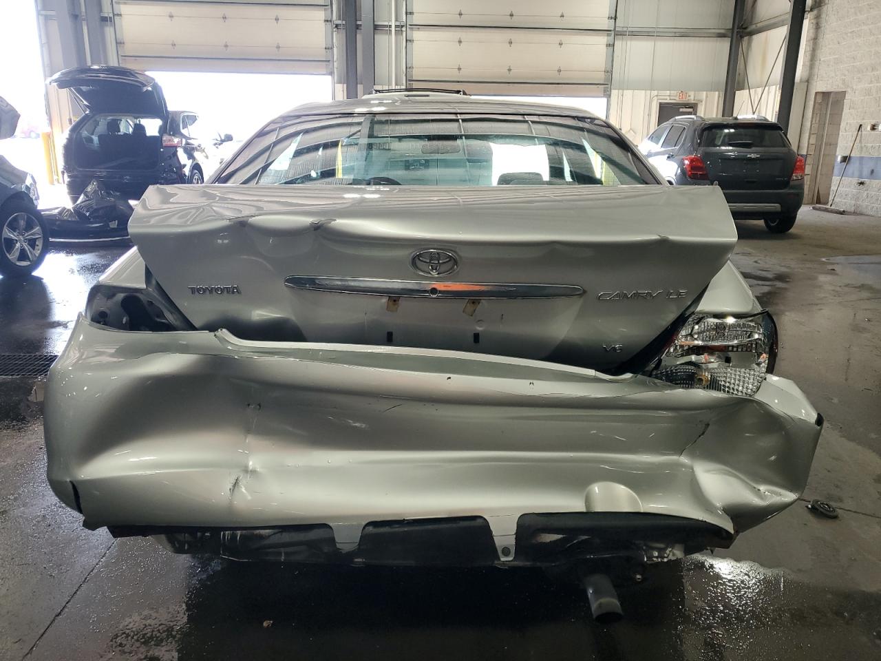 2004 Toyota Camry Le VIN: 4T1BF30K04U578636 Lot: 84881195