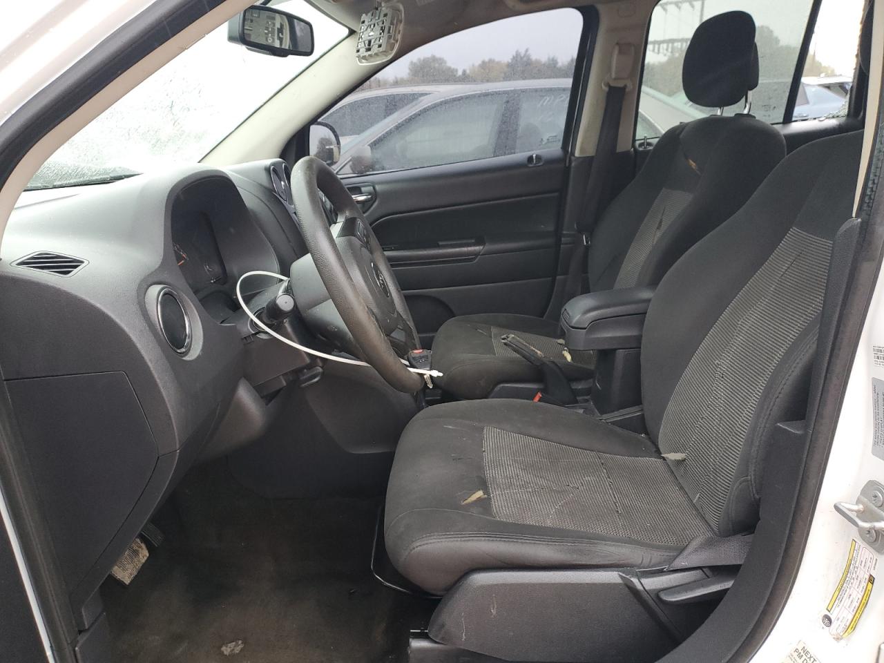 2017 Jeep Compass Sport VIN: 1C4NJDBBXHD154485 Lot: 90443125