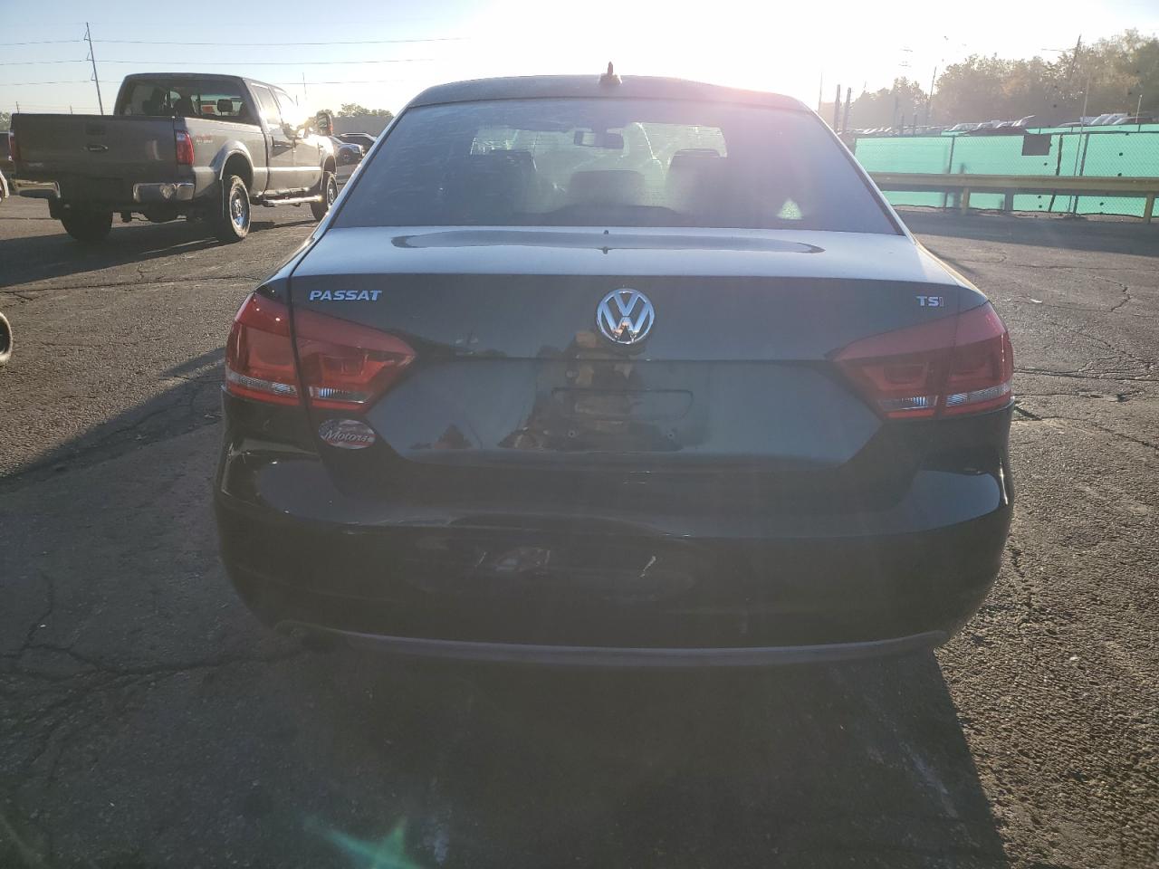 2014 Volkswagen Passat S VIN: 1VWAT7A34EC032806 Lot: 84920495