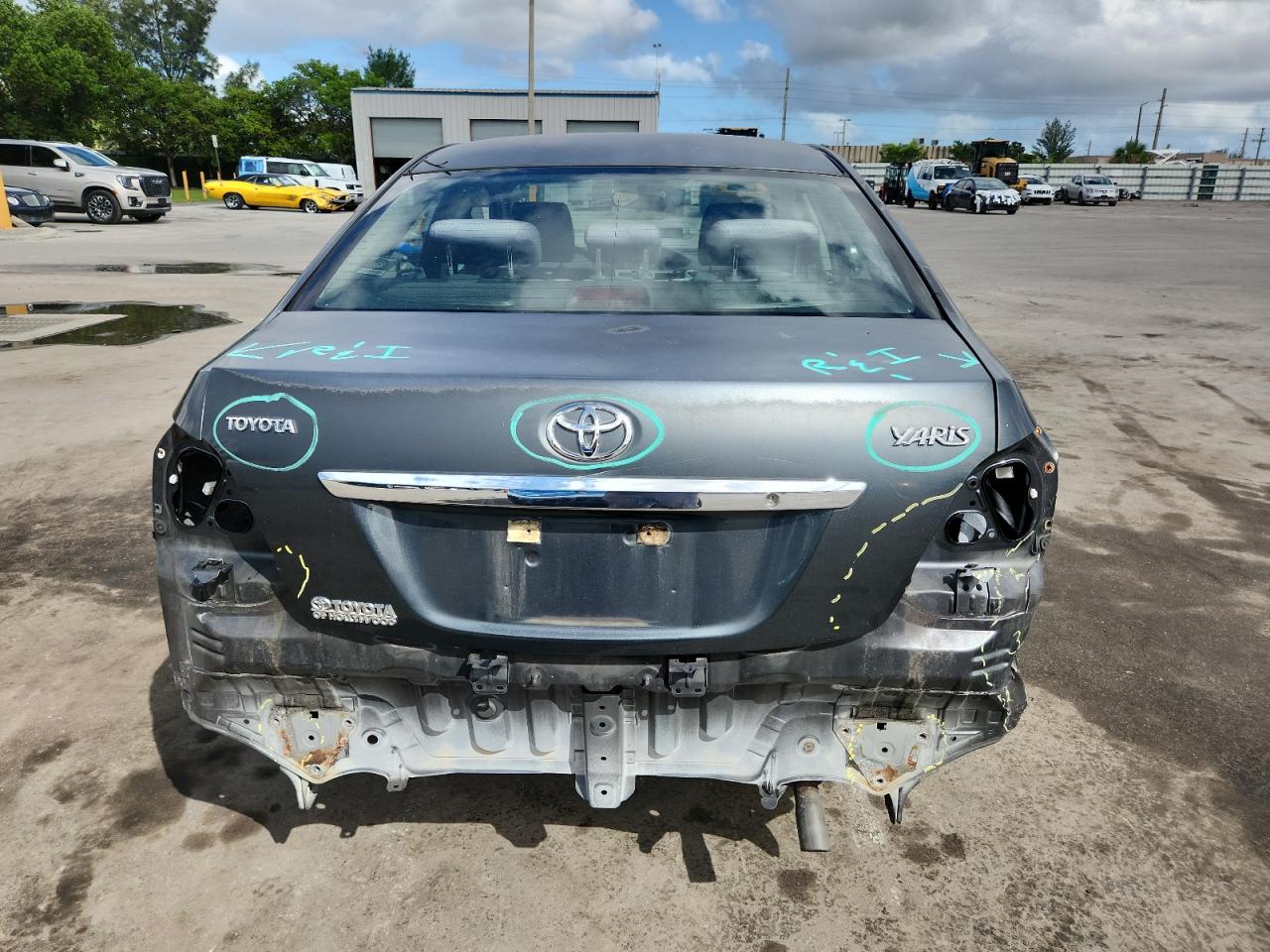 2007 Toyota Yaris VIN: JTDBT923071176207 Lot: 84357035