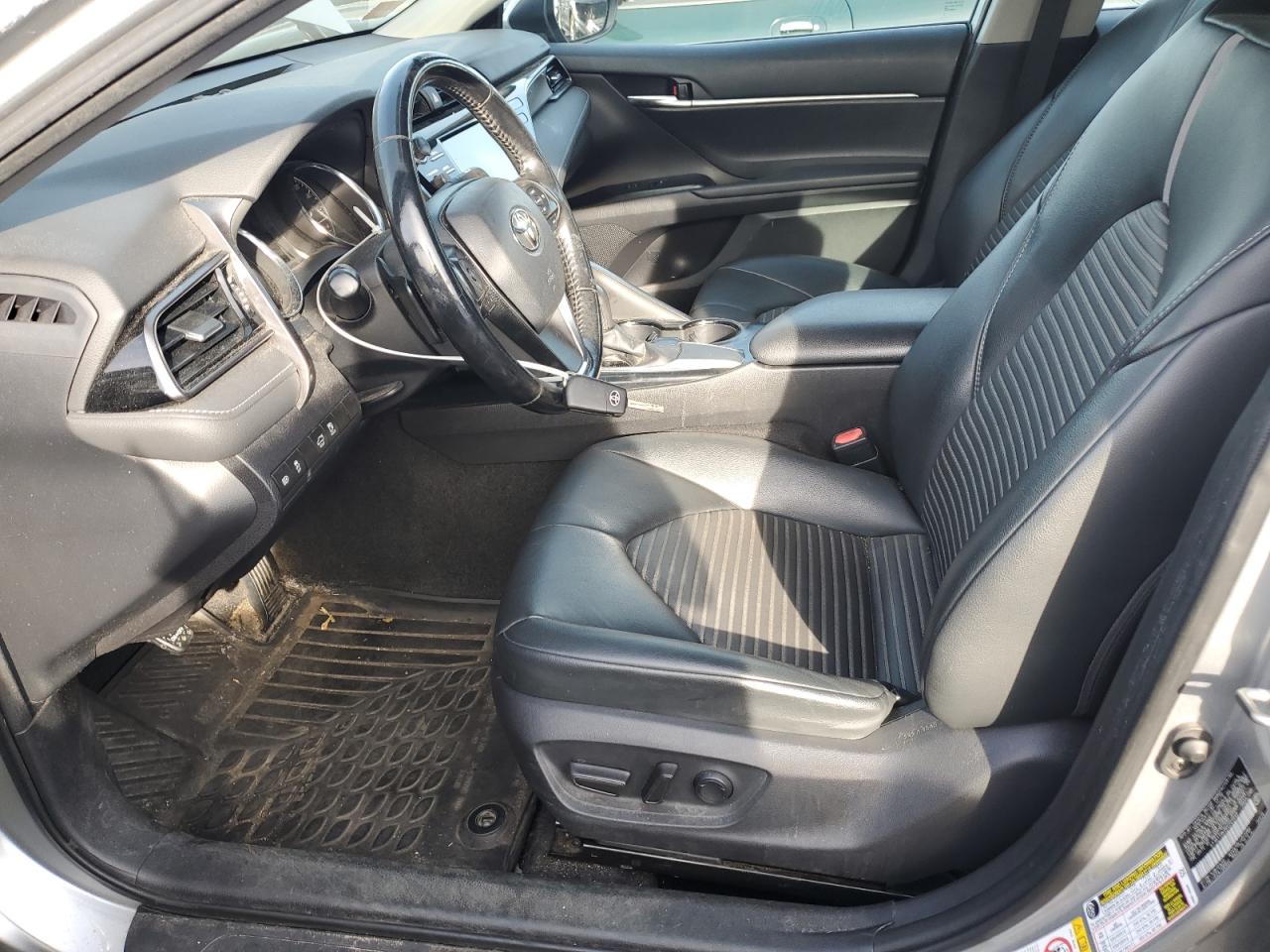 2019 Toyota Camry L VIN: 4T1B11HK0KU201549 Lot: 68880145