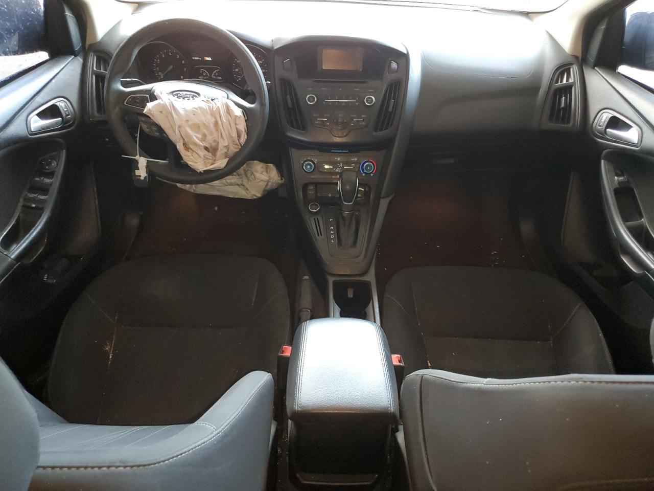 2017 Ford Focus Se VIN: 1FADP3F27HL216547 Lot: 85942855