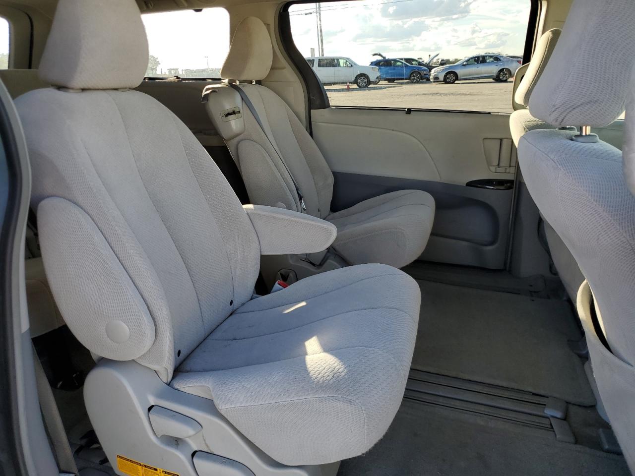 2014 Toyota Sienna Le VIN: 5TDKK3DC3ES452232 Lot: 84992425