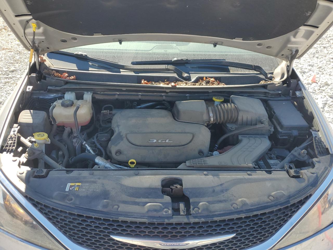 2017 Chrysler Pacifica Touring VIN: 2C4RC1DG8HR514028 Lot: 84880875