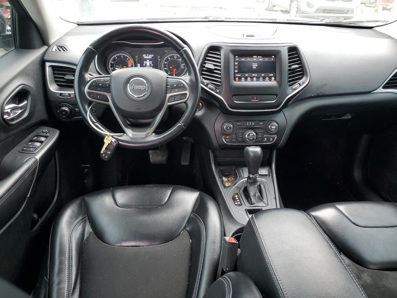 2019 Jeep Cherokee Latitude Plus VIN: 1C4PJLLB4KD176183 Lot: 85734395