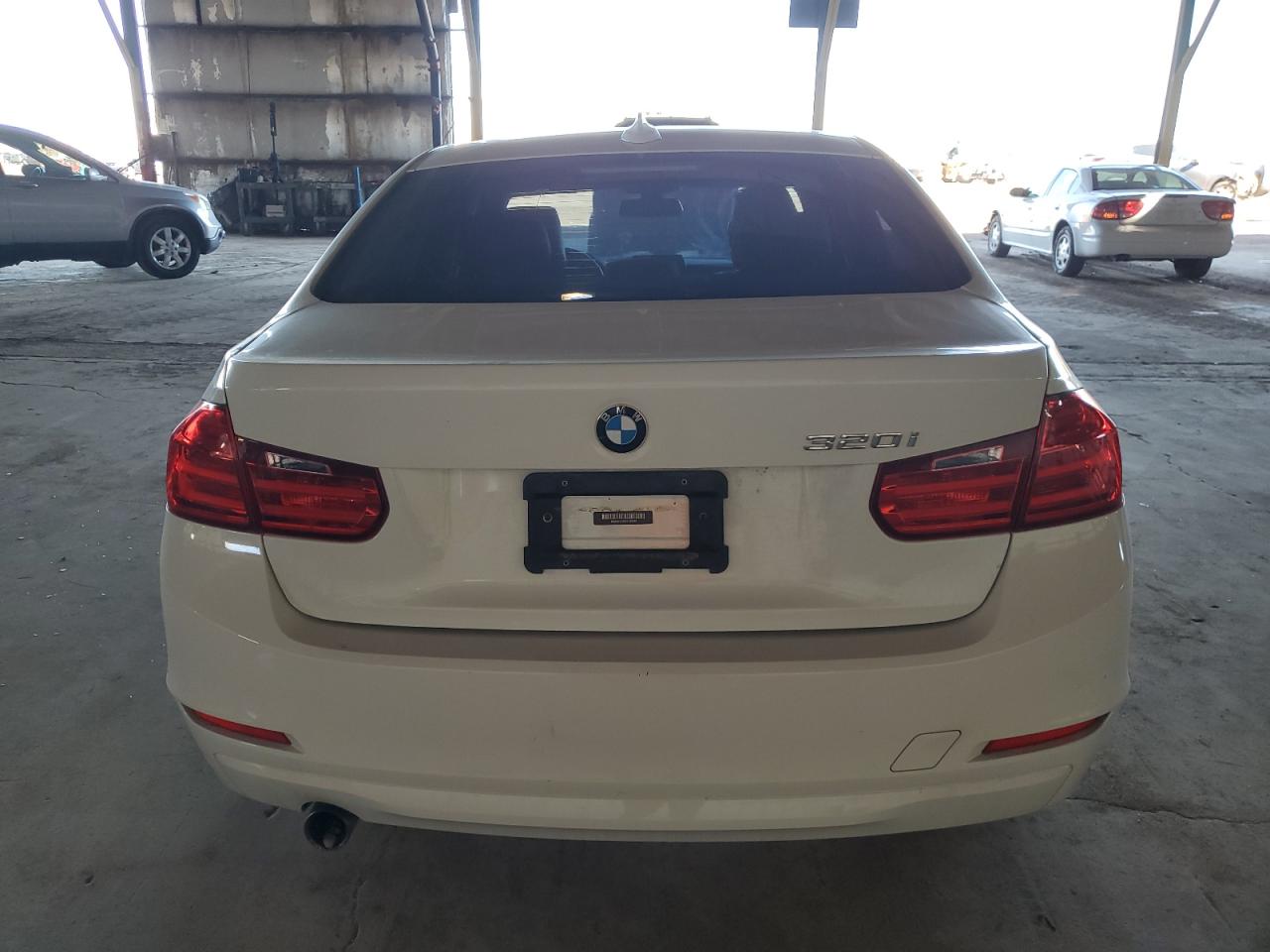 2015 BMW 320 I VIN: WBA3B1C55FK140933 Lot: 82203245