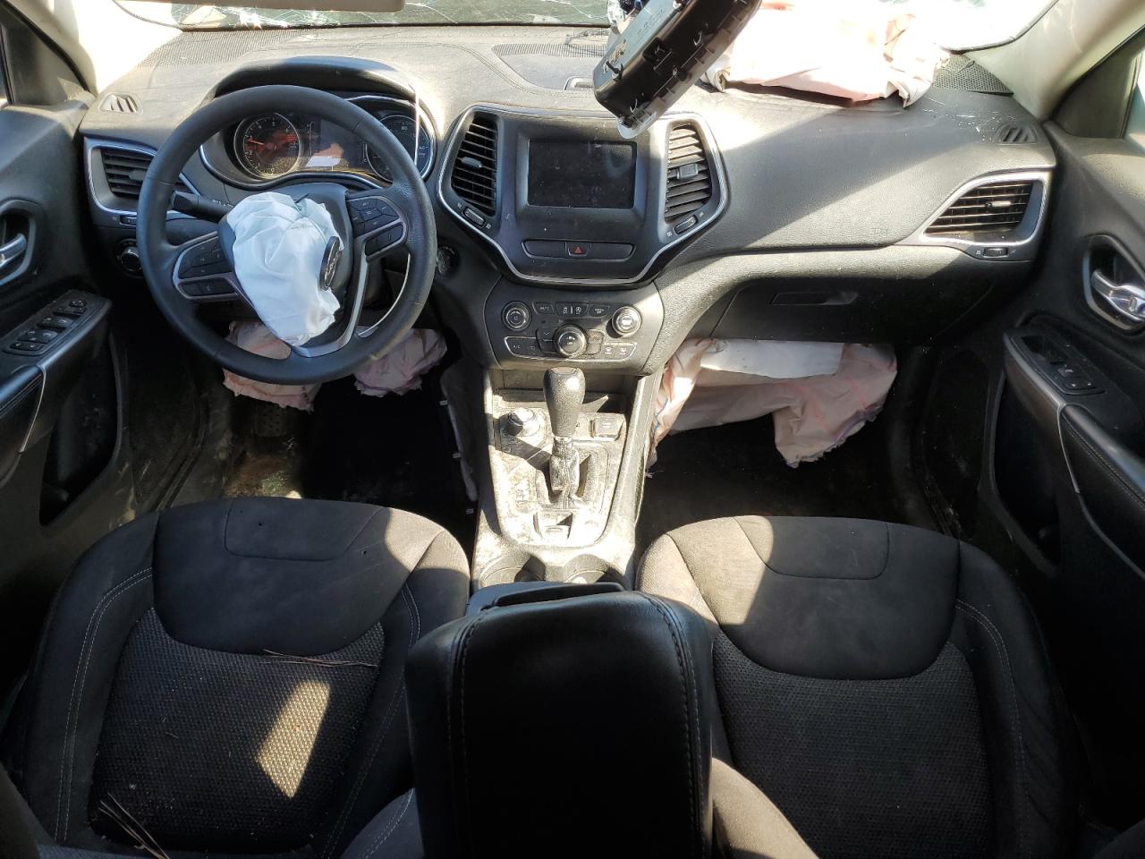 2020 Jeep Cherokee Latitude VIN: 1C4PJMCB1LD652297 Lot: 82566505