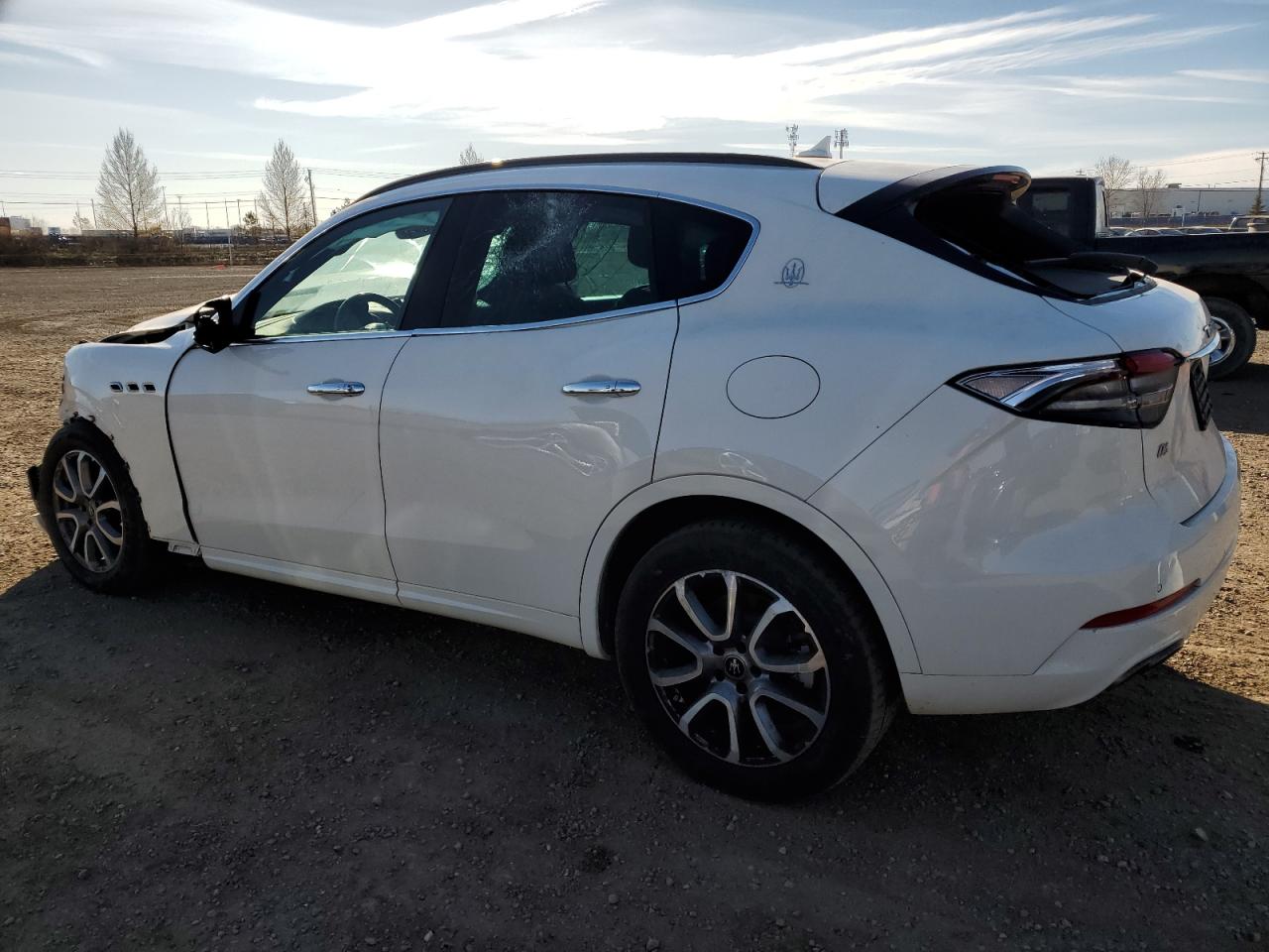 2019 Maserati Levante white  gas ZN661XUA8KX325426 photo #3