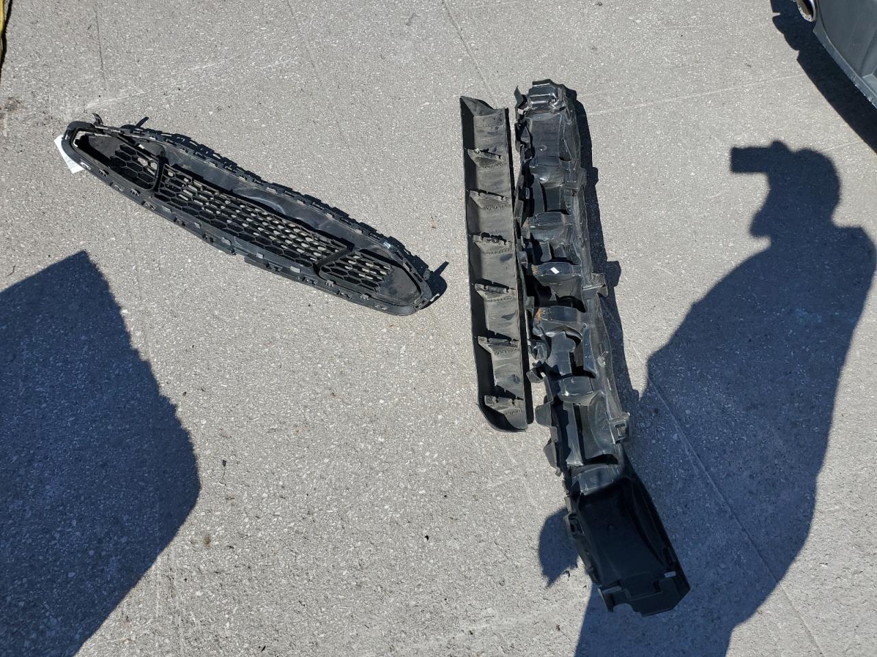 2010 Ford Taurus Limited VIN: 1FAHP2FW8AG140771 Lot: 85572415