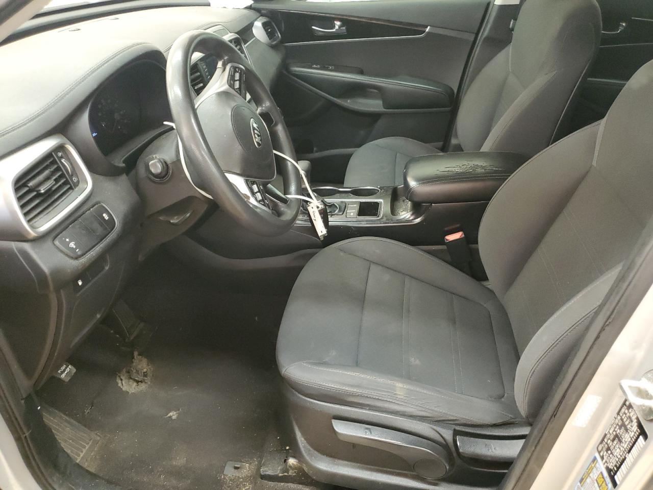 2019 Kia Sorento L VIN: 5XYPG4A35KG584063 Lot: 85785515