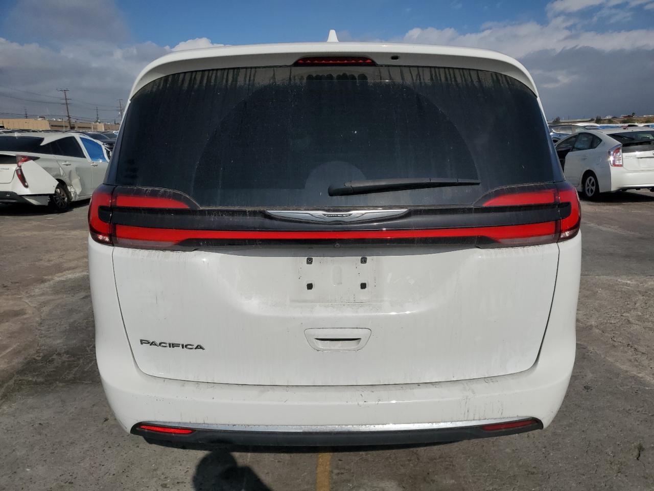 2022 Chrysler Pacifica Touring L VIN: 2C4RC1BG9NR189369 Lot: 85196425