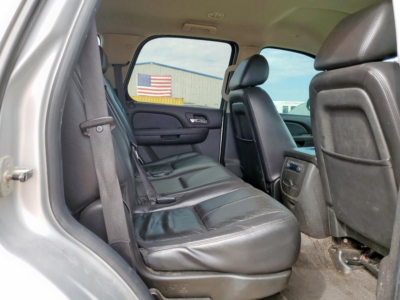 2010 Chevrolet Tahoe K1500 Lt VIN: 1GNUKBE04AR241919 Lot: 84934165