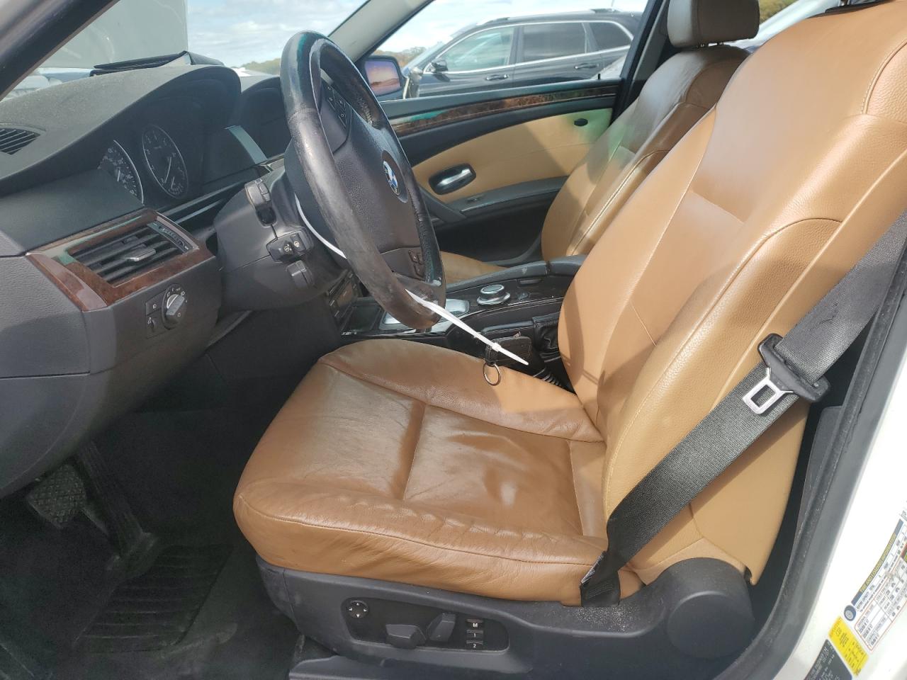 2008 BMW 528 Xi VIN: WBANV13558BZ48735 Lot: 86516915