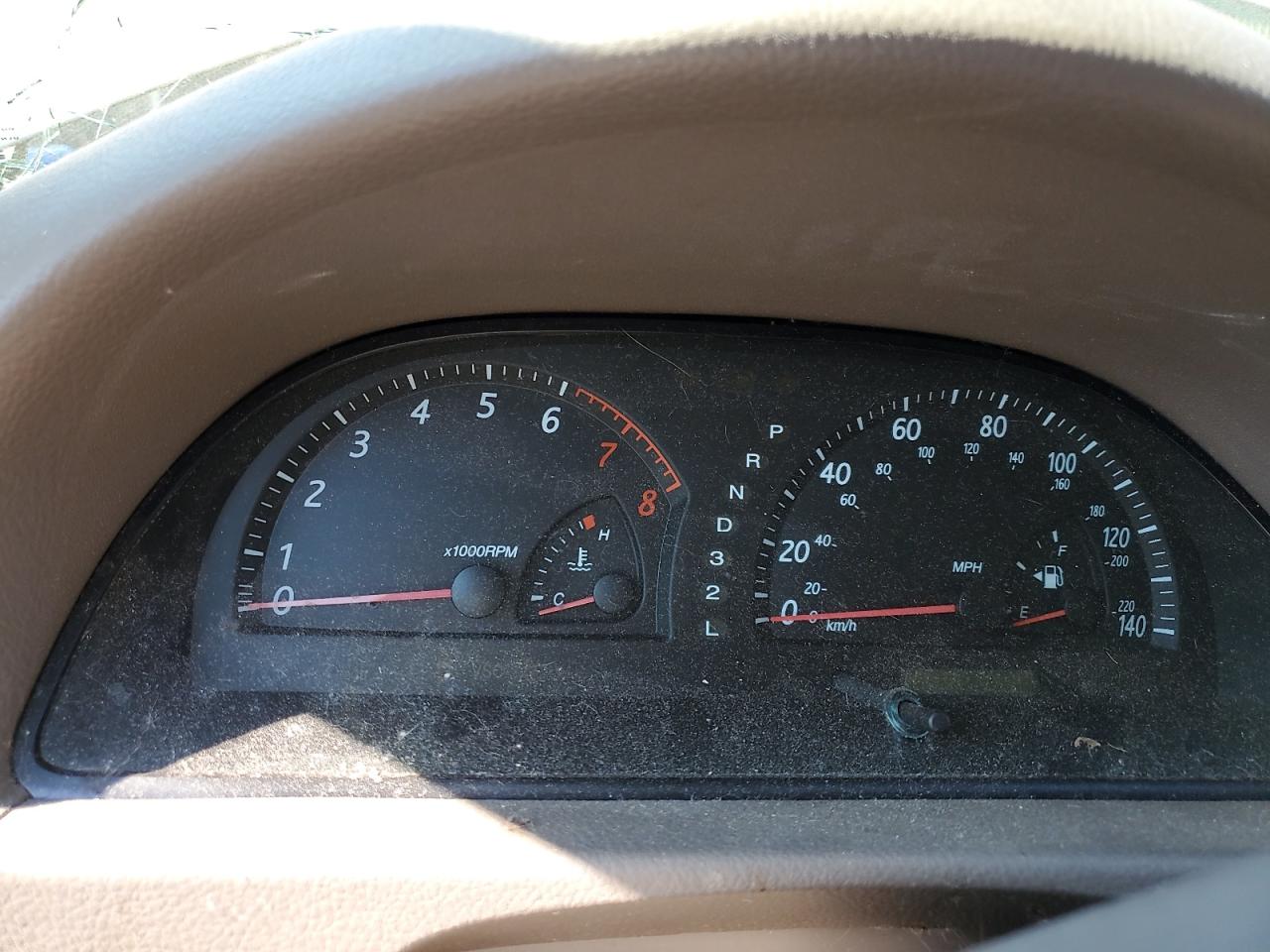 2004 Toyota Camry Le VIN: JTDBF30KX40153887 Lot: 82175725