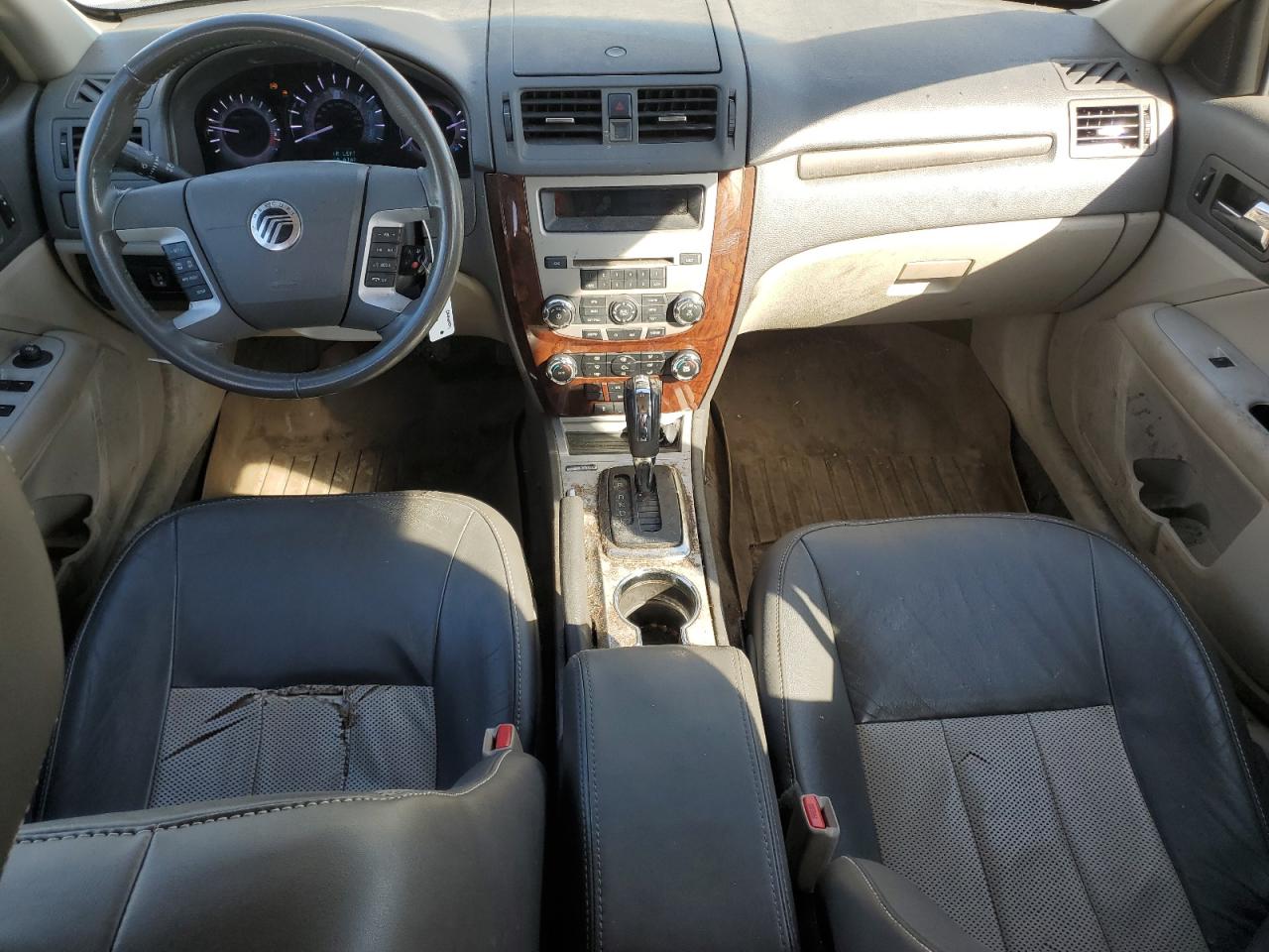 2010 Mercury Milan Premier VIN: 3MEHM0JA5AR665233 Lot: 82412705