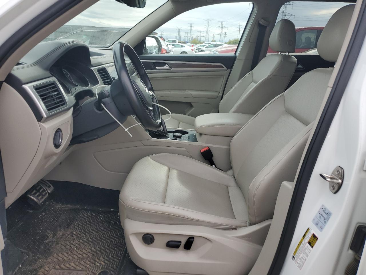 2018 Volkswagen Atlas Se VIN: 1V2PR2CA0JC547319 Lot: 82345025