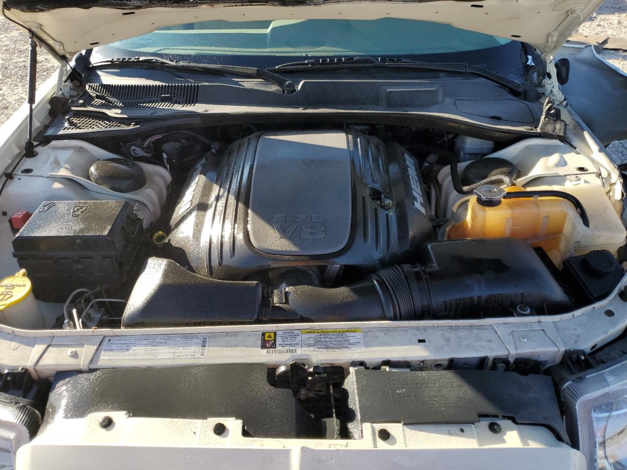 2009 Chrysler 300C VIN: 2C3LA63TX9H582964 Lot: 89536855