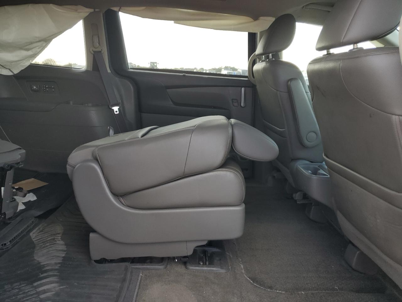 2013 Honda Odyssey Touring VIN: 5FNRL5H96DB040573 Lot: 85561095