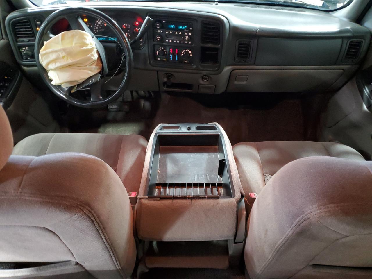 2003 Chevrolet Tahoe K1500 VIN: 1GNEK13Z23J232458 Lot: 85693965