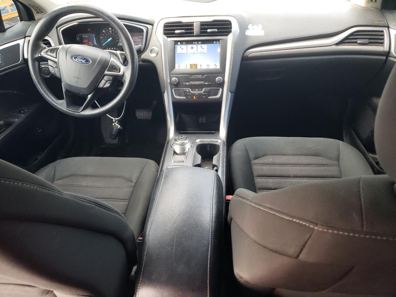 2019 Ford Fusion Se VIN: 3FA6P0LU9KR241701 Lot: 84820615