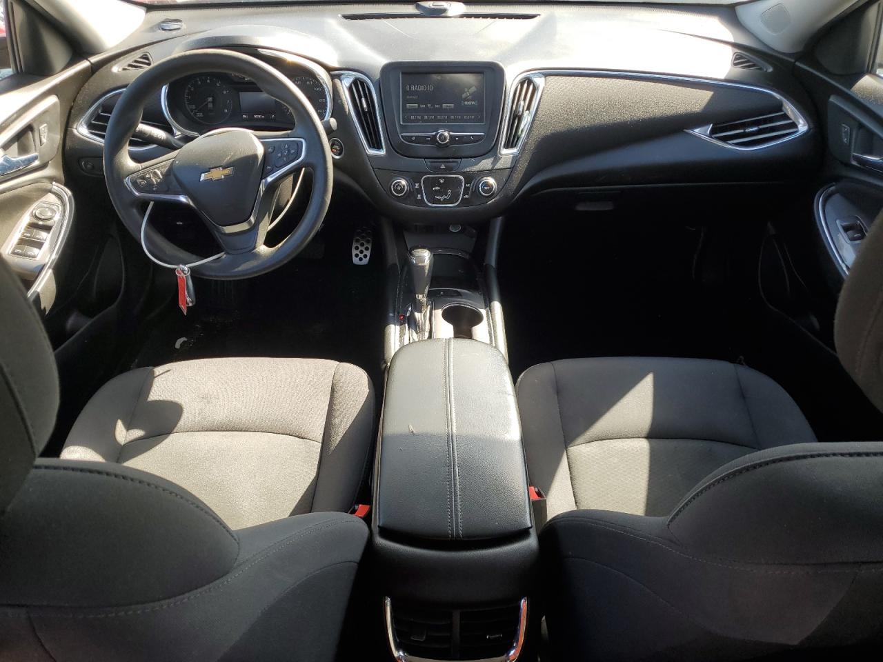 2017 Chevrolet Malibu Lt VIN: 1G1ZE5STXHF181767 Lot: 84979655