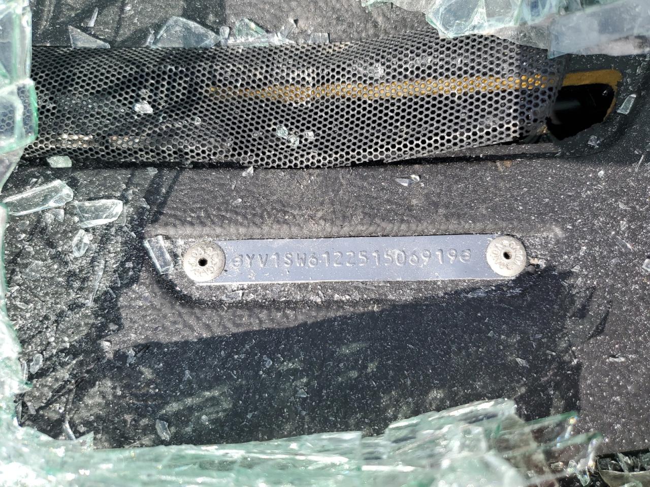 2005 Volvo V70 VIN: YV1SW612251506919 Lot: 82231635